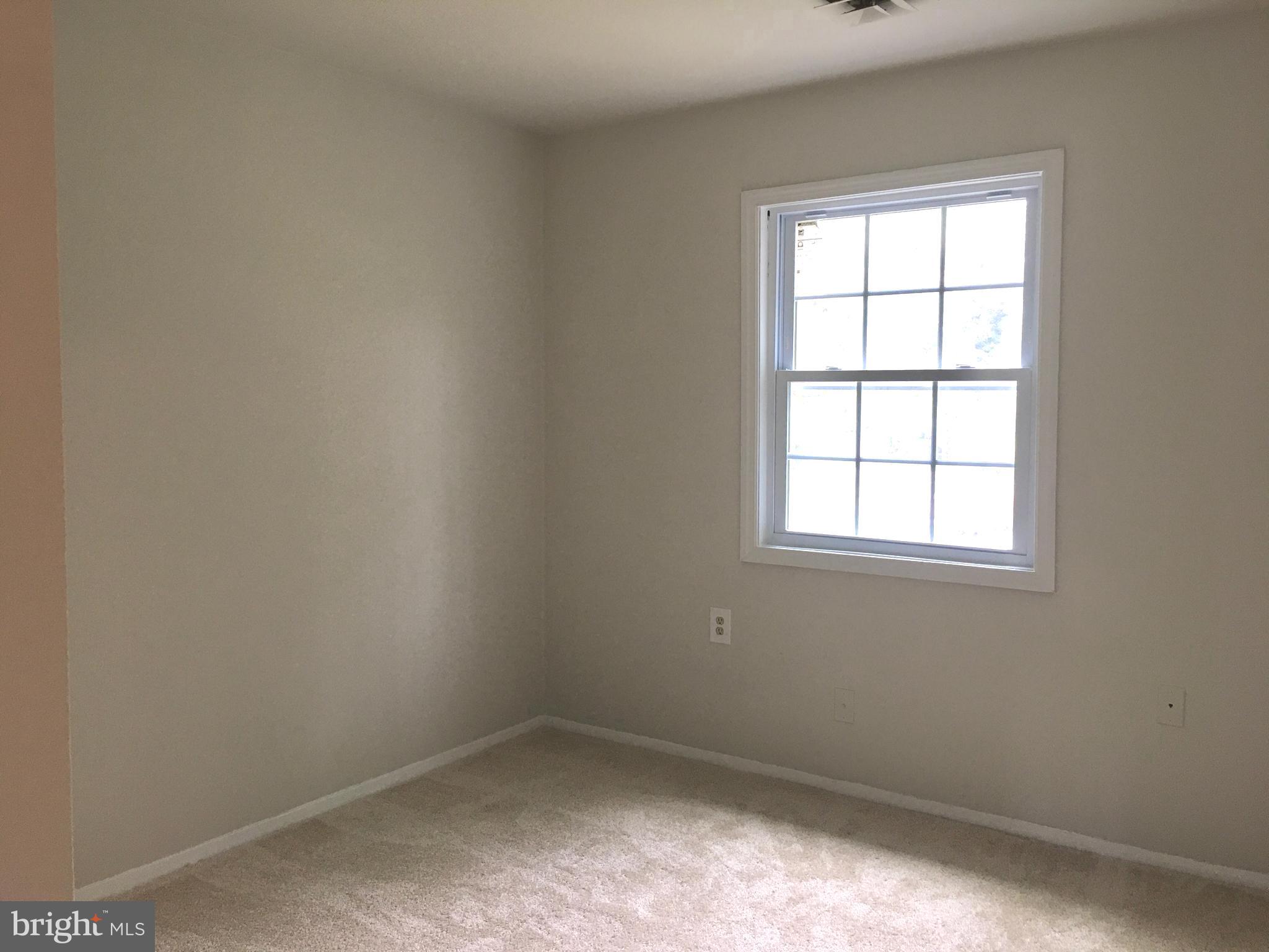 ROCK SPRING - Residential Lease