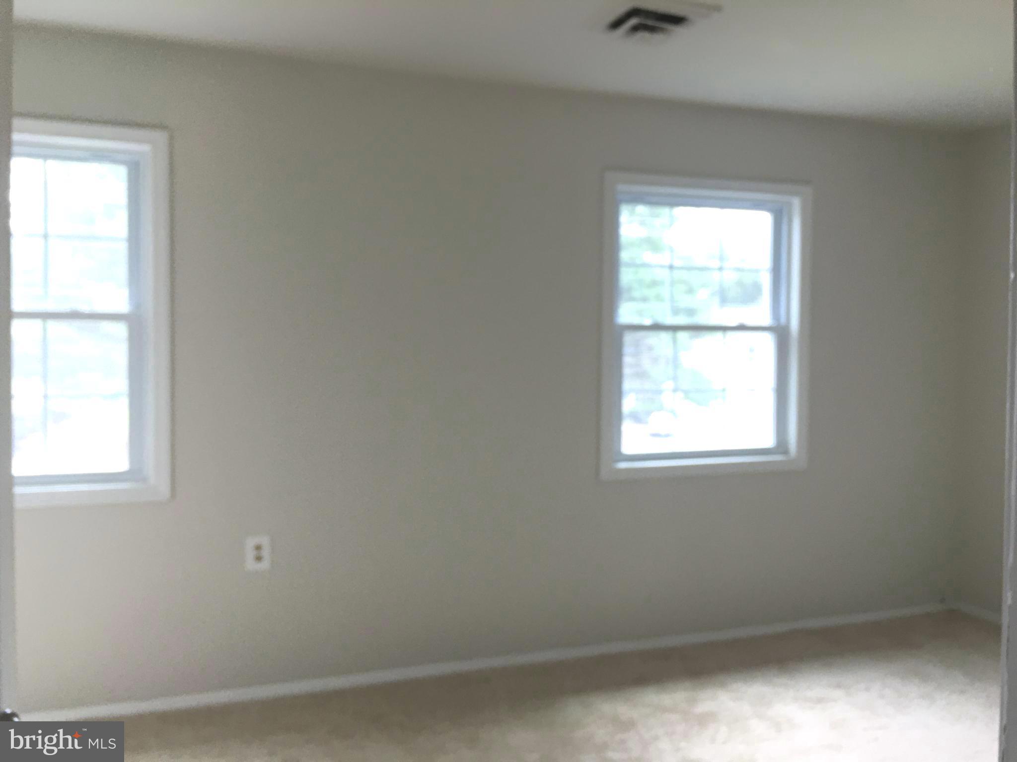 ROCK SPRING - Residential Lease