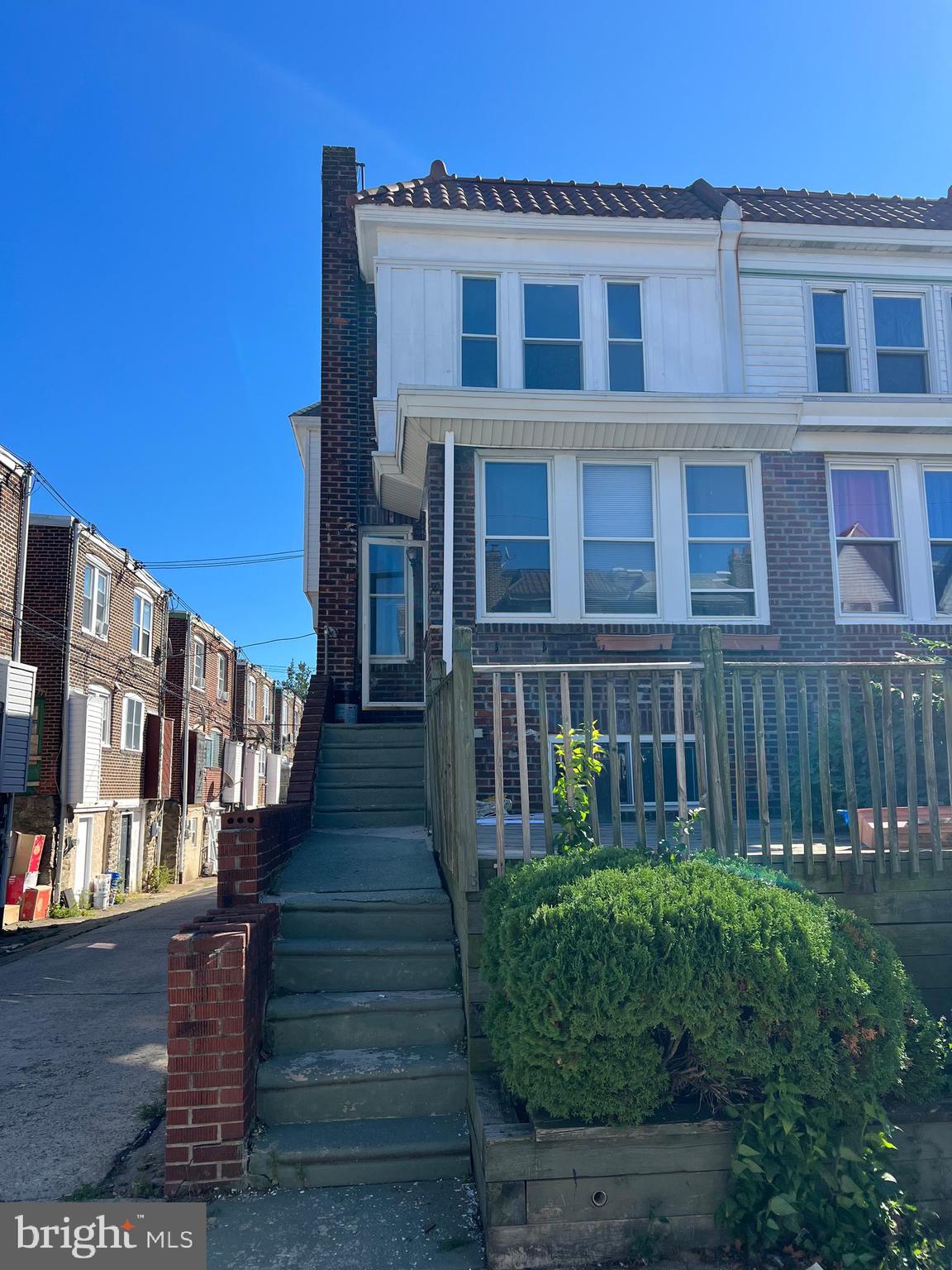 7243 GLENLOCH STREET