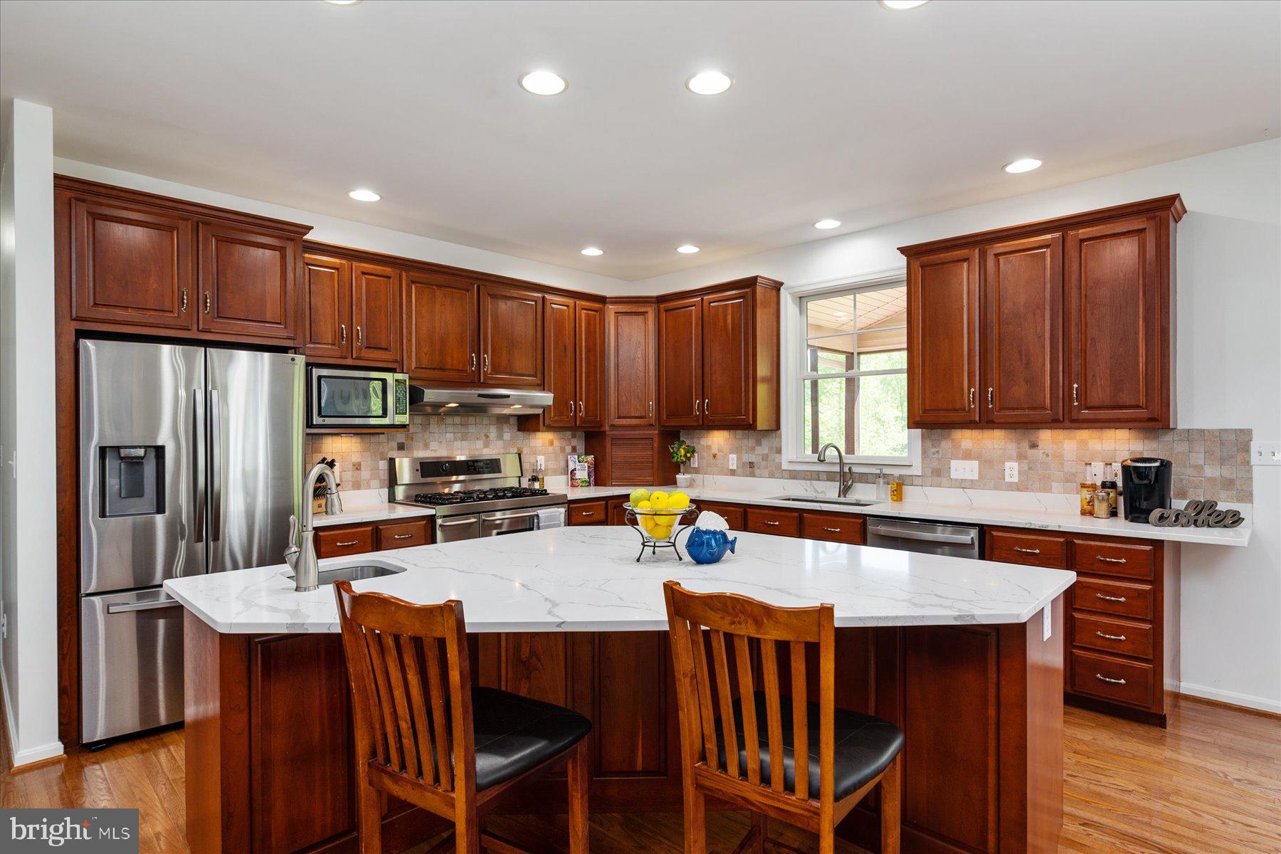 HUNTERS RIDGE - Residential