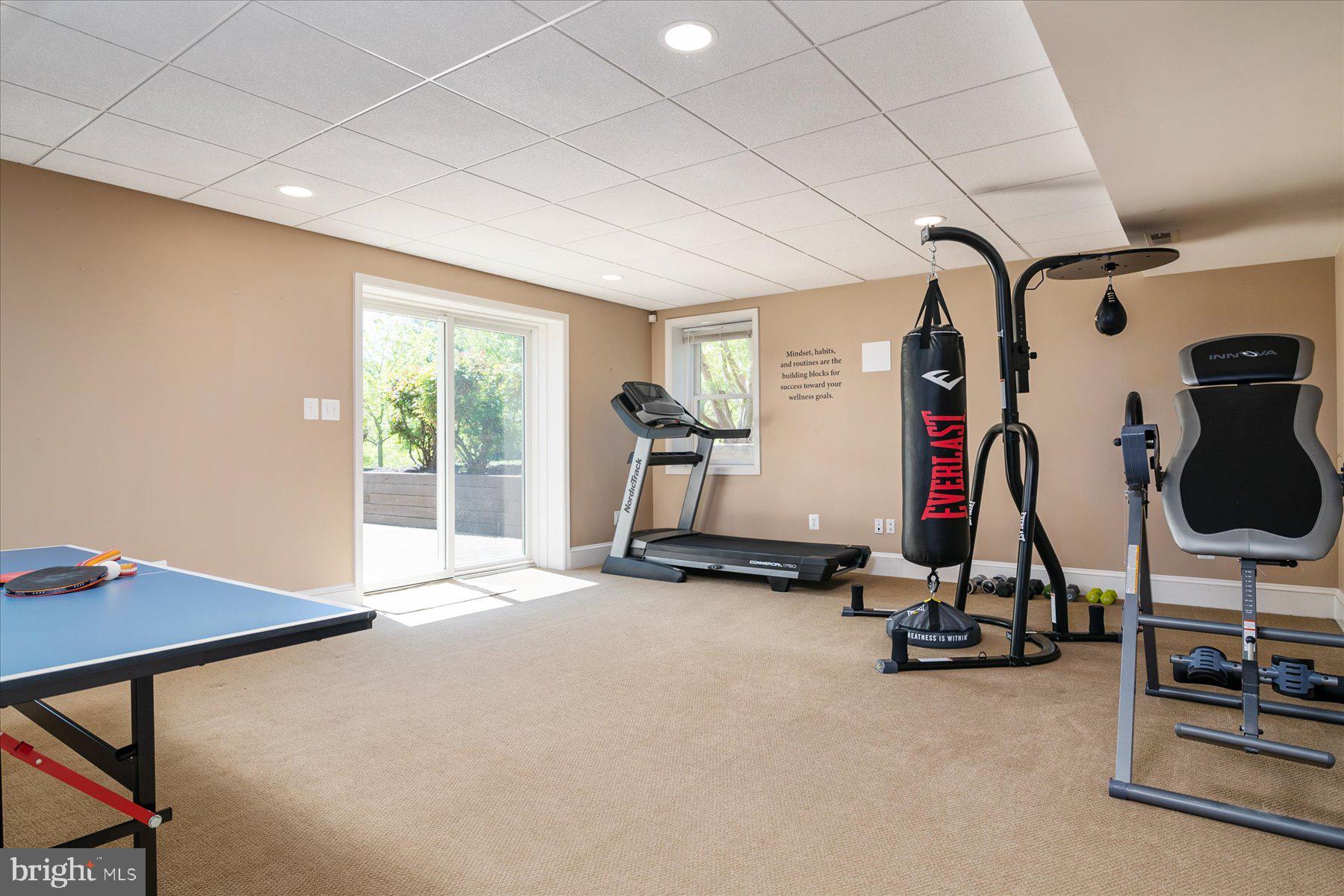 HUNTERS RIDGE - Residential