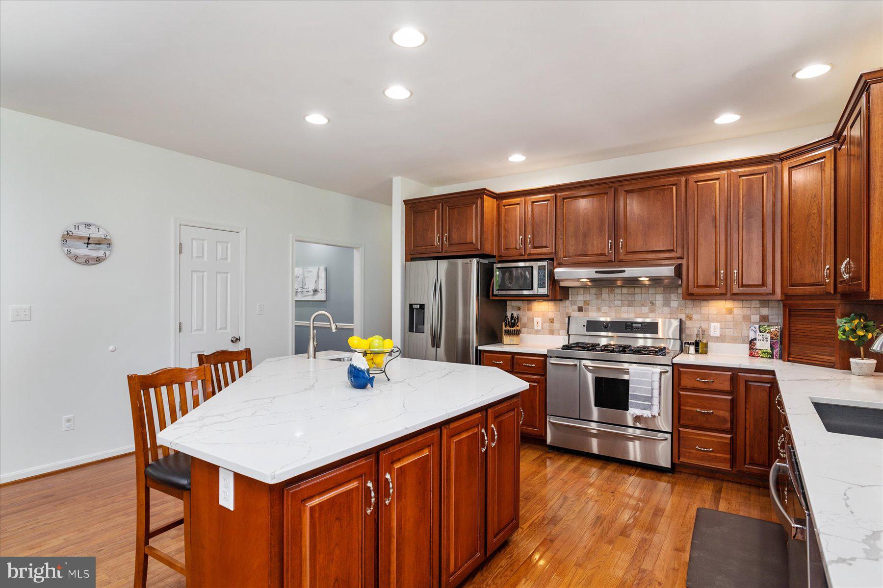 HUNTERS RIDGE - Residential