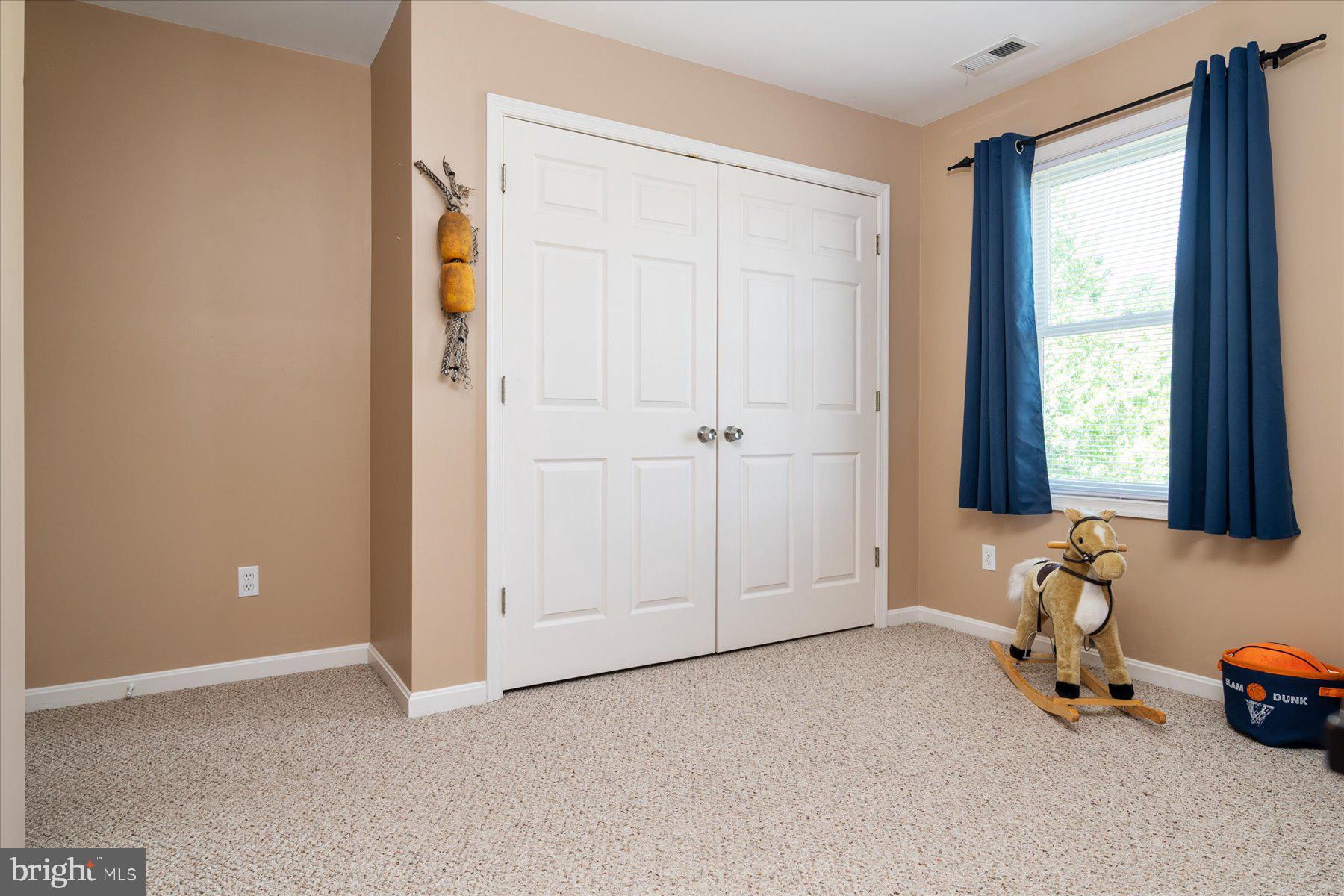 HUNTERS RIDGE - Residential