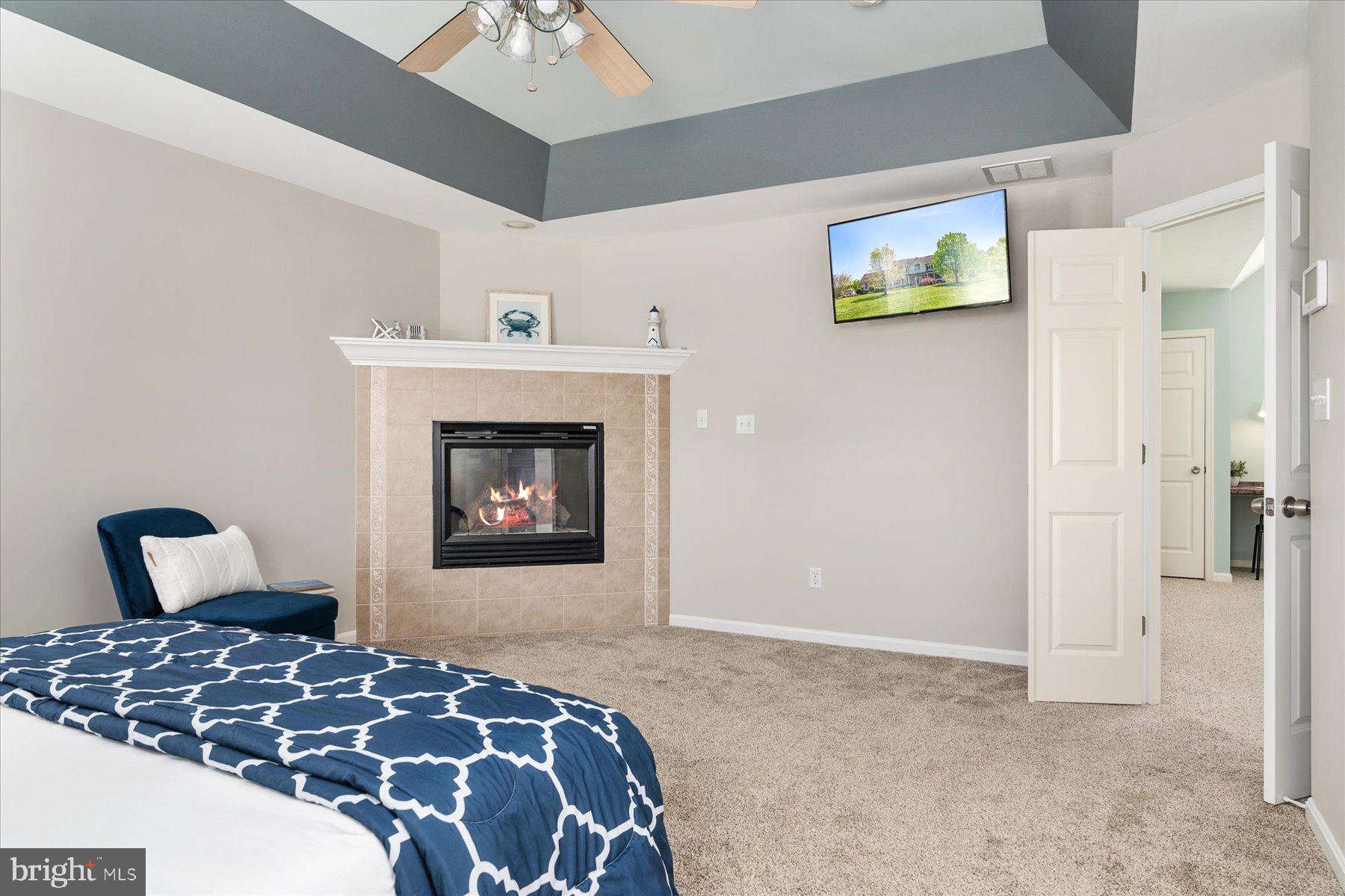 HUNTERS RIDGE - Residential