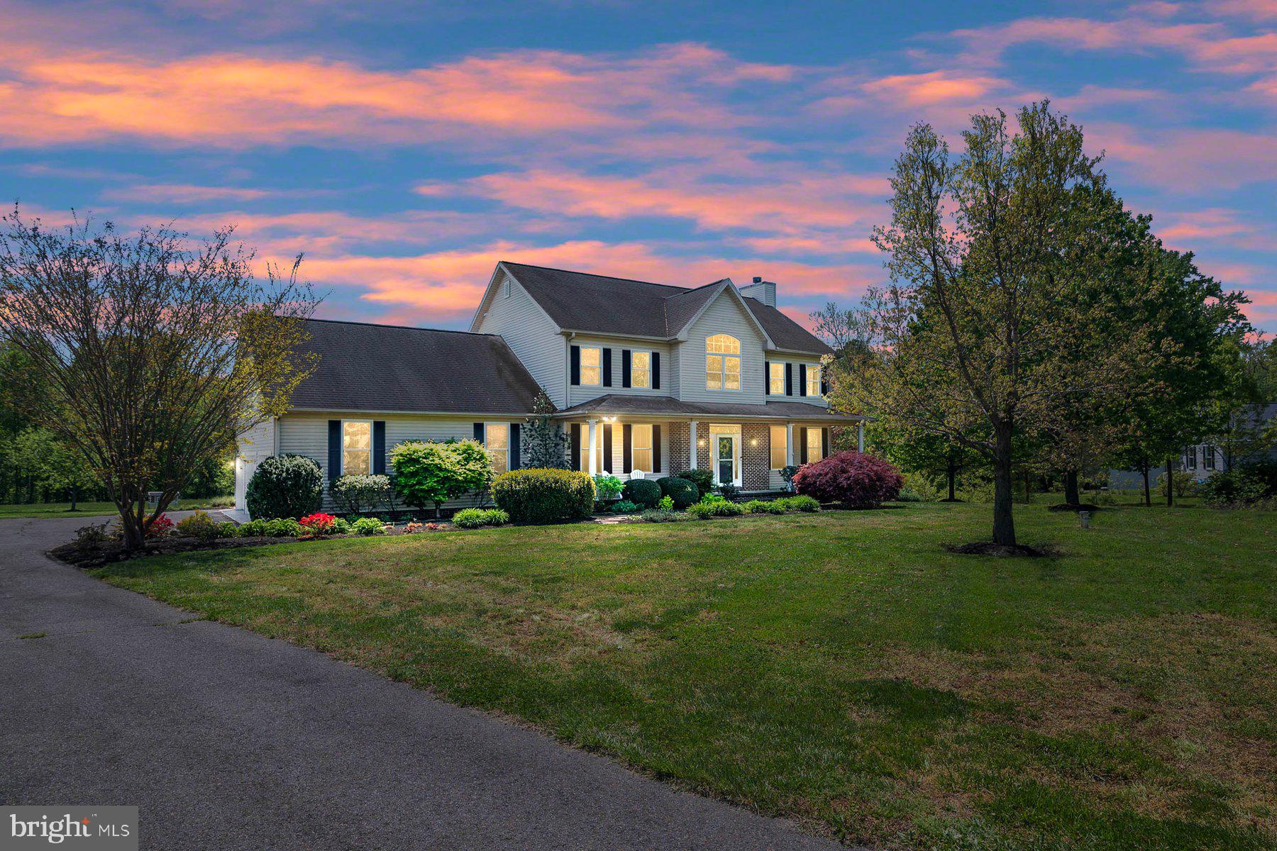 HUNTERS RIDGE - Residential