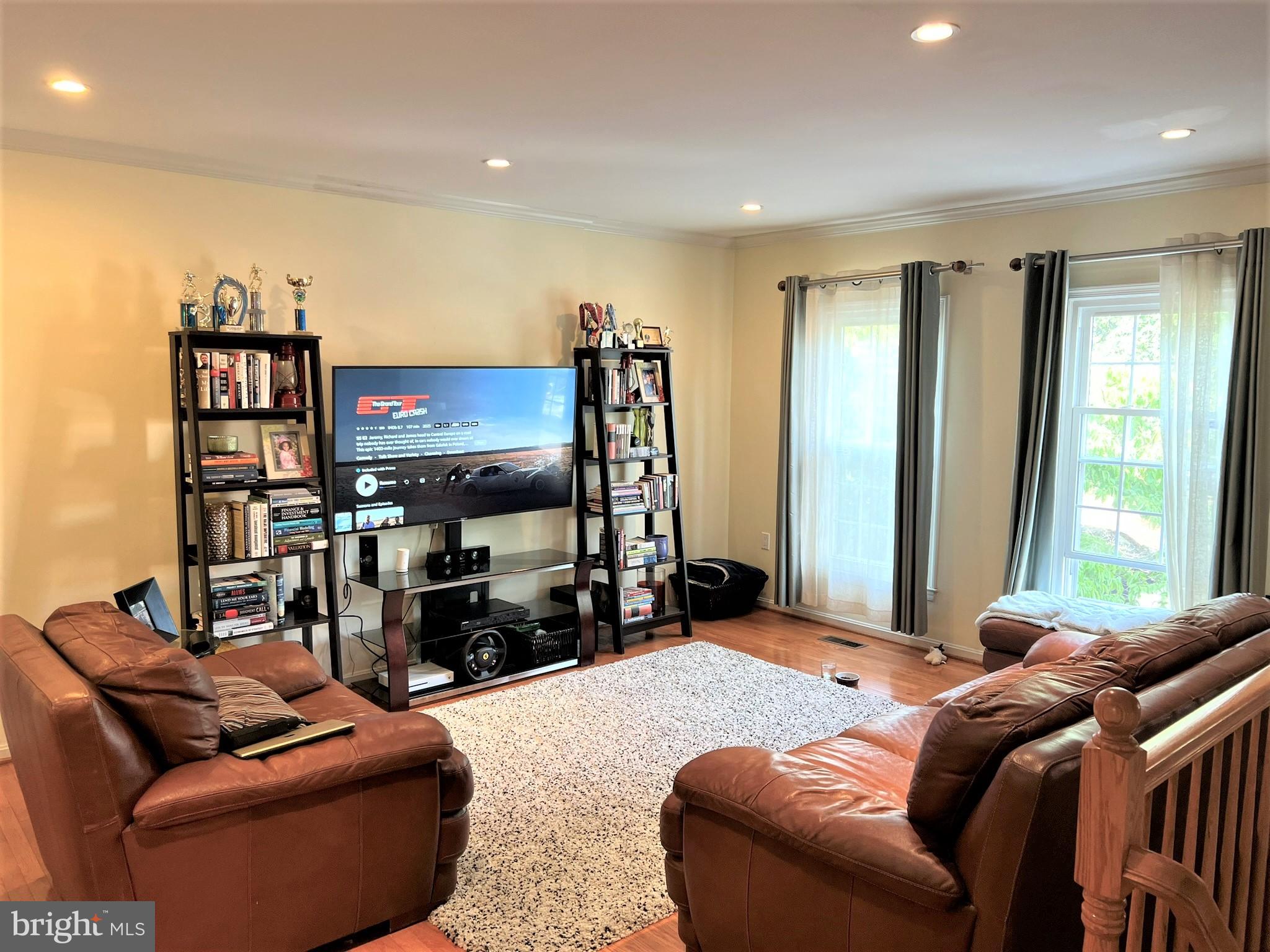 WILDWOOD HILLS - Residential Lease