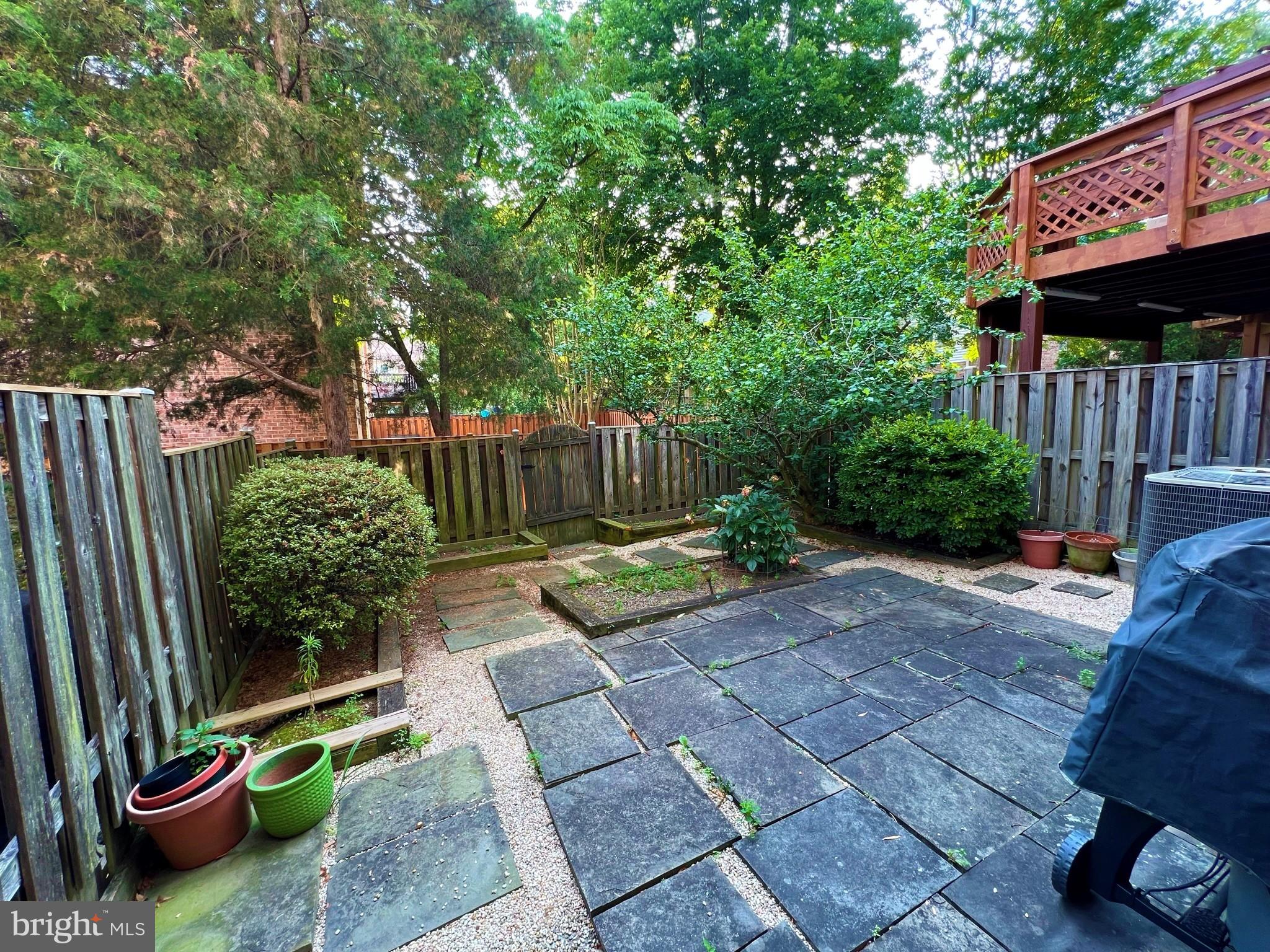 WILDWOOD HILLS - Residential Lease