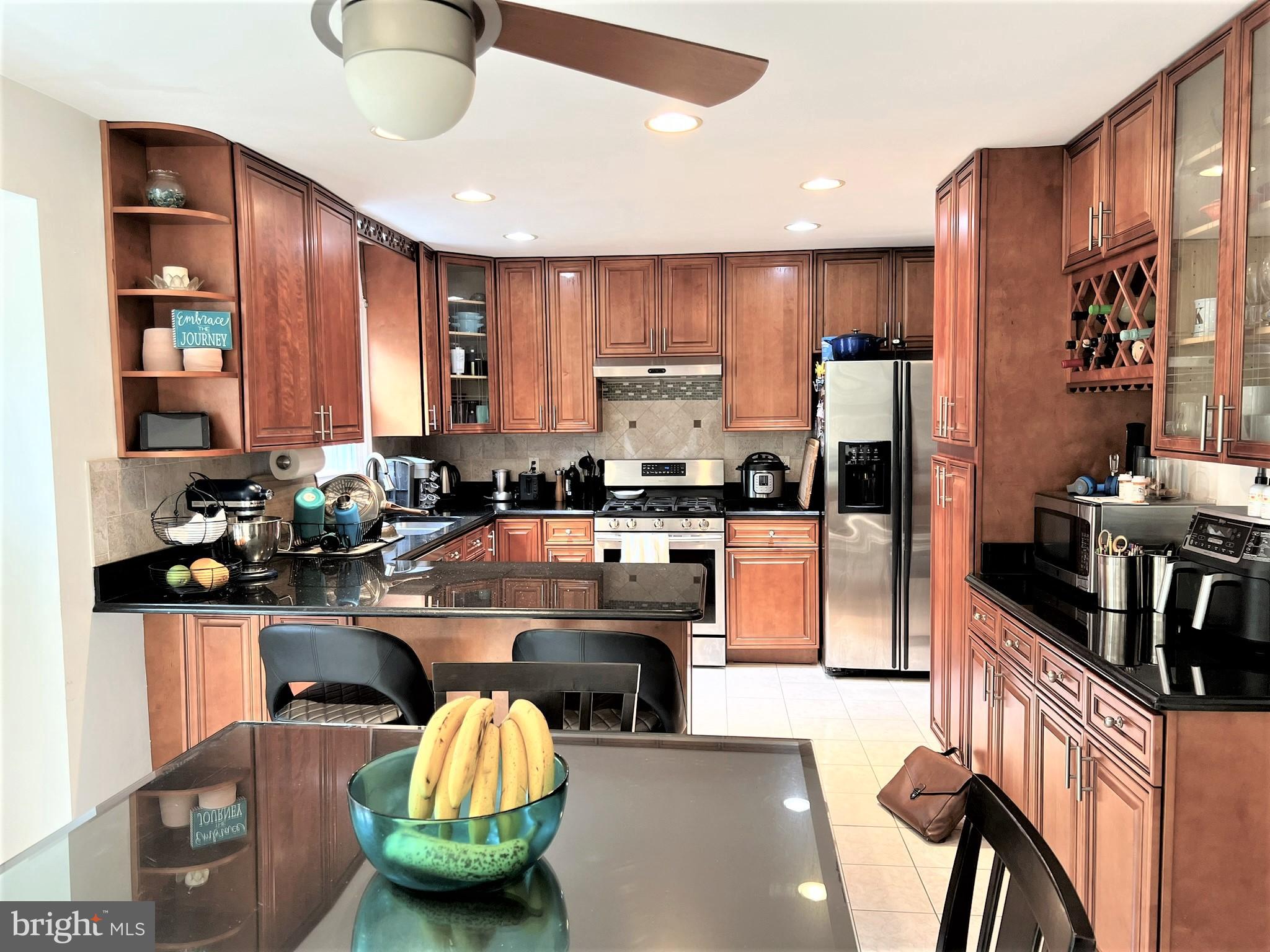 WILDWOOD HILLS - Residential Lease