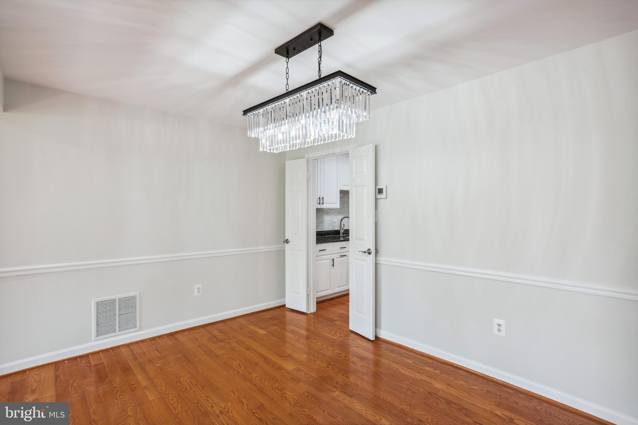 OLD GEORGETOWN VILLAGE - Residential Lease