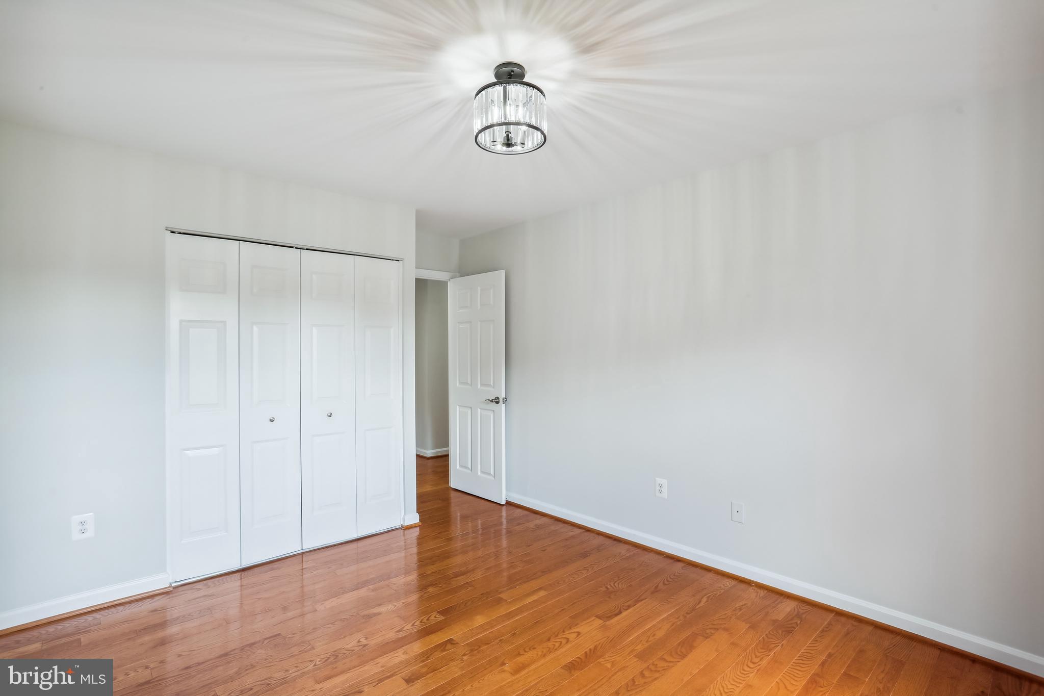 OLD GEORGETOWN VILLAGE - Residential Lease