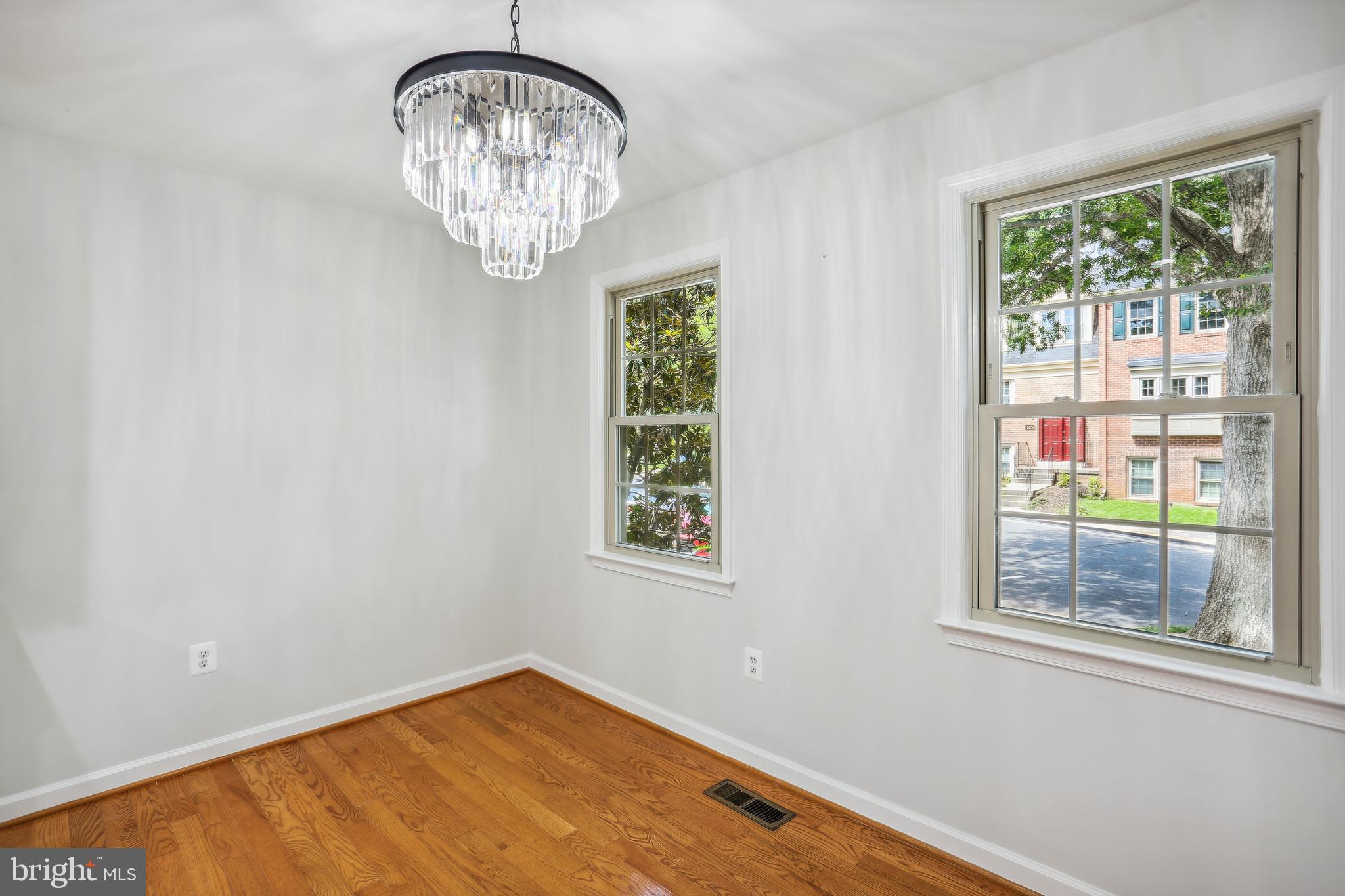 OLD GEORGETOWN VILLAGE - Residential Lease