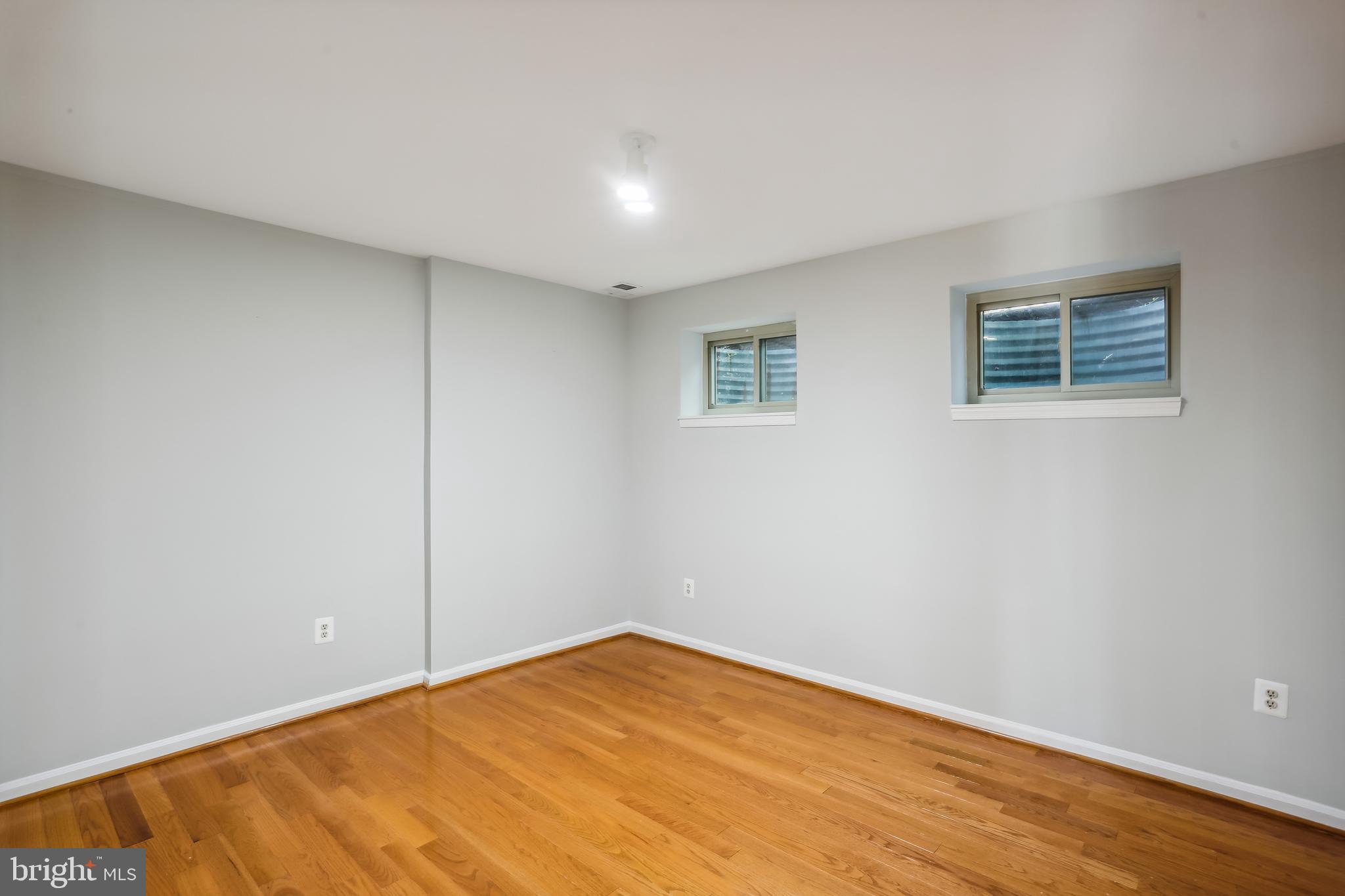 OLD GEORGETOWN VILLAGE - Residential Lease