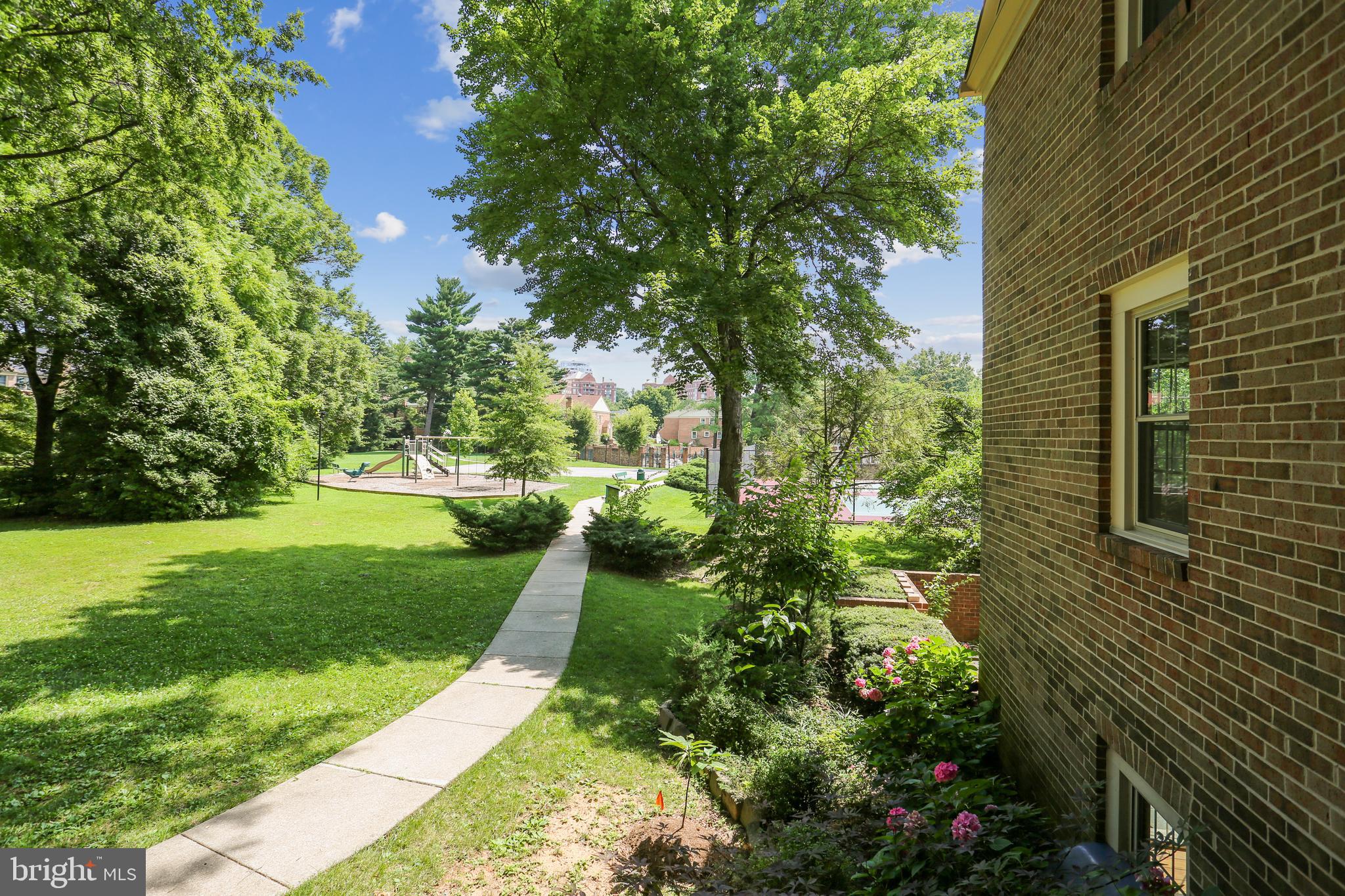 OLD GEORGETOWN VILLAGE - Residential Lease