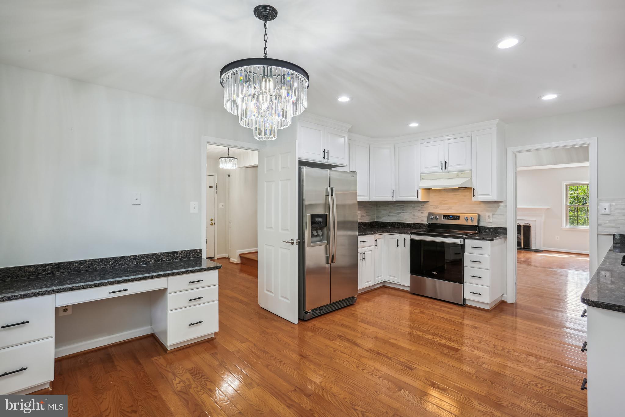 OLD GEORGETOWN VILLAGE - Residential Lease