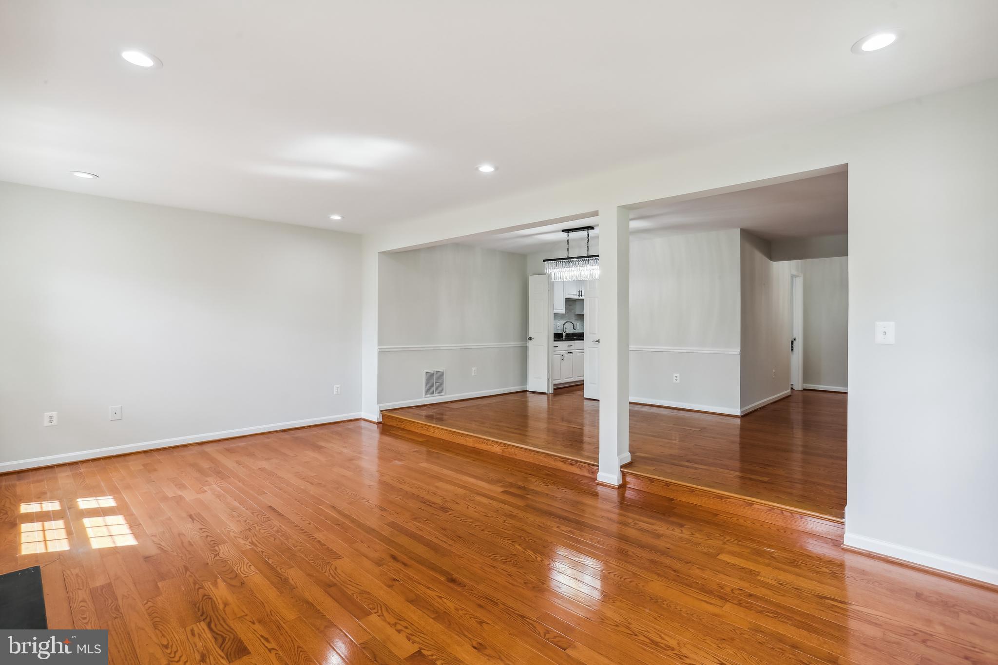 OLD GEORGETOWN VILLAGE - Residential Lease