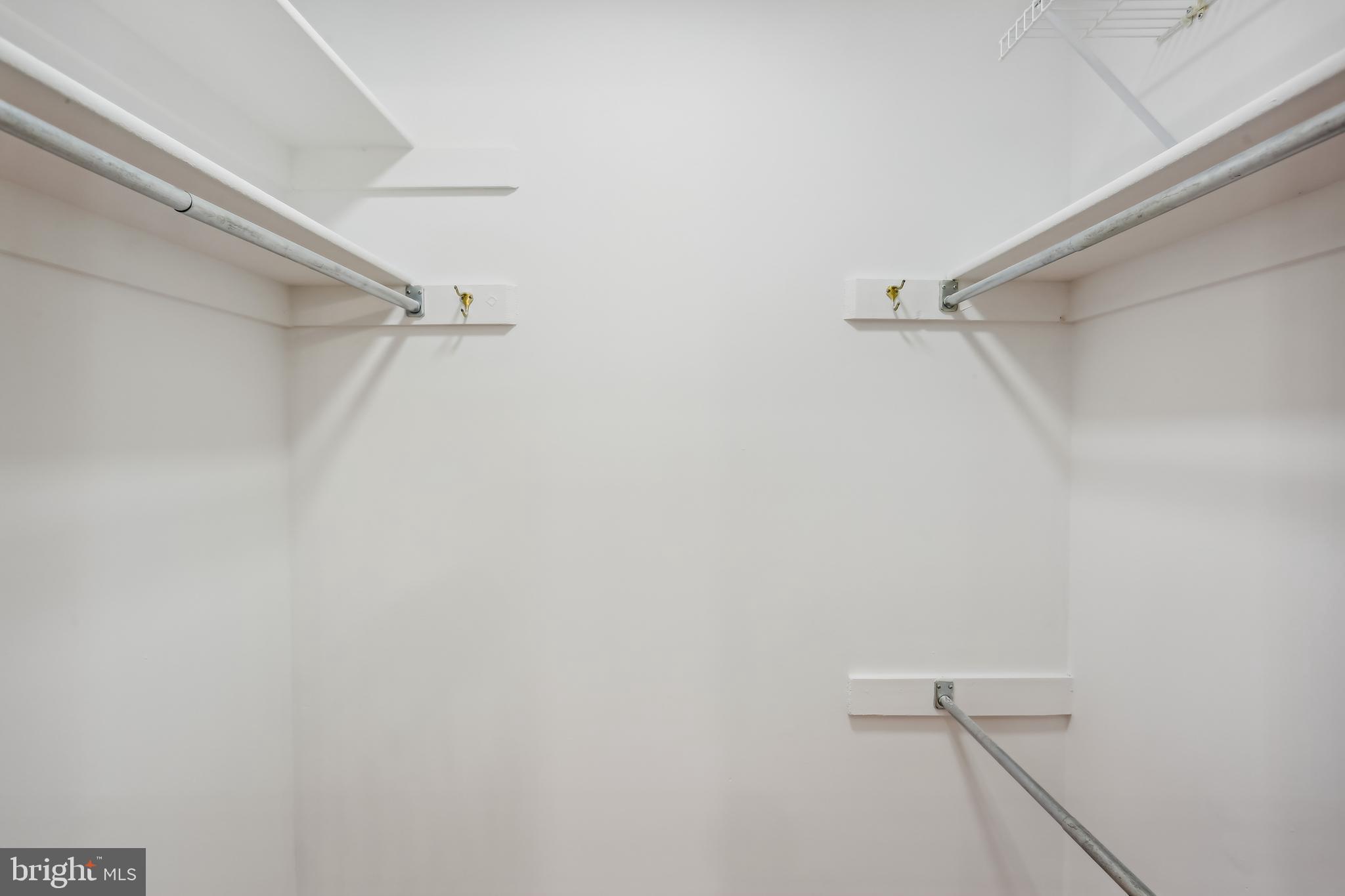 OLD GEORGETOWN VILLAGE - Residential Lease