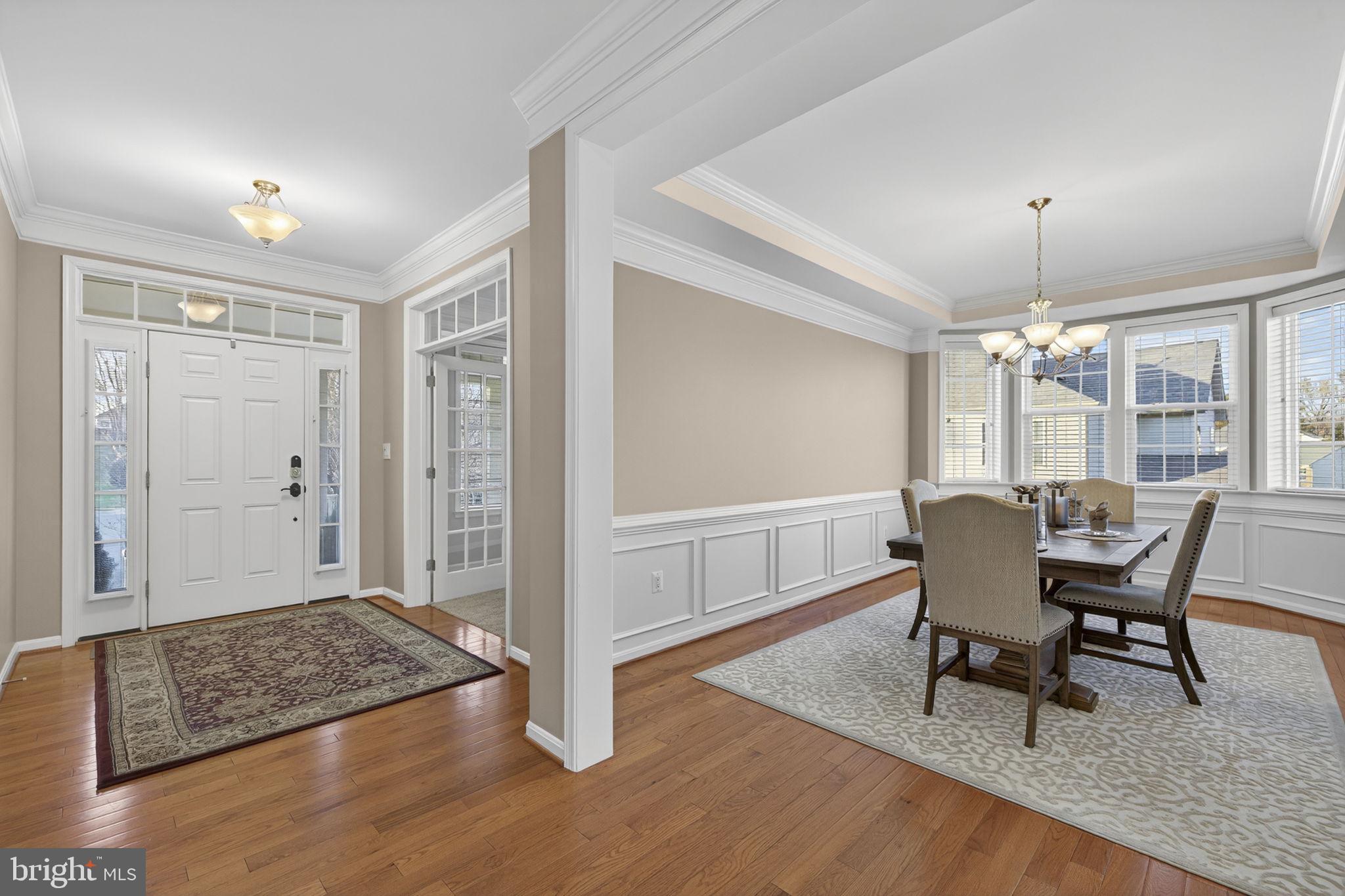 ROLLING HILLS ESTATES - Residential