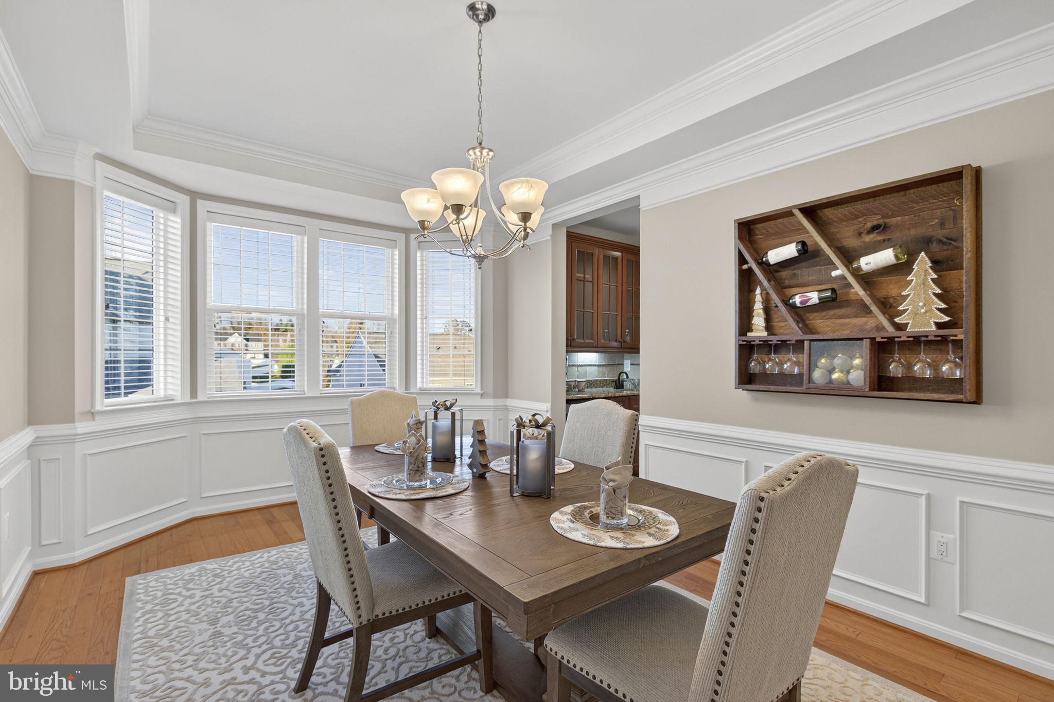 ROLLING HILLS ESTATES - Residential