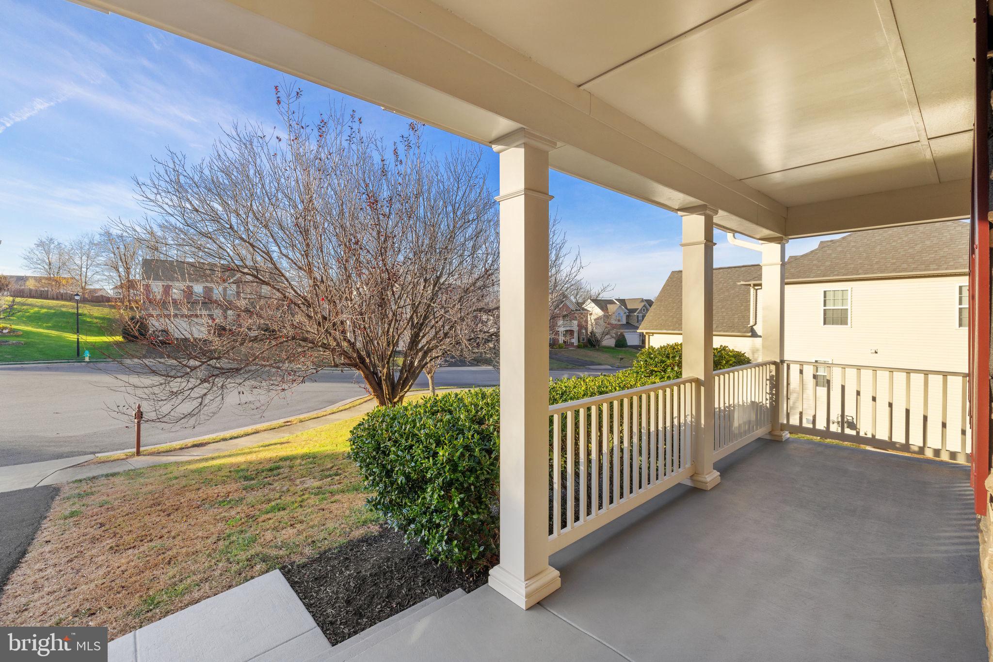 ROLLING HILLS ESTATES - Residential