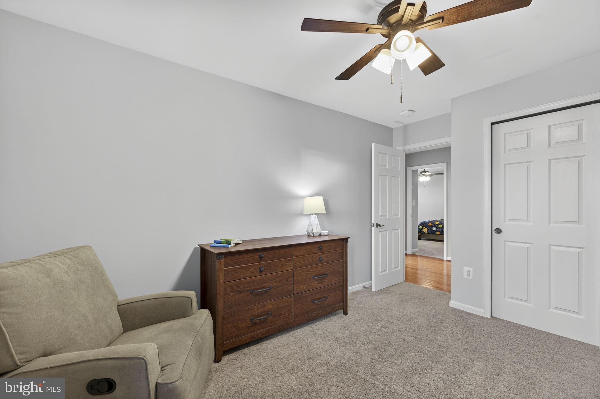 ROLLING HILLS ESTATES - Residential