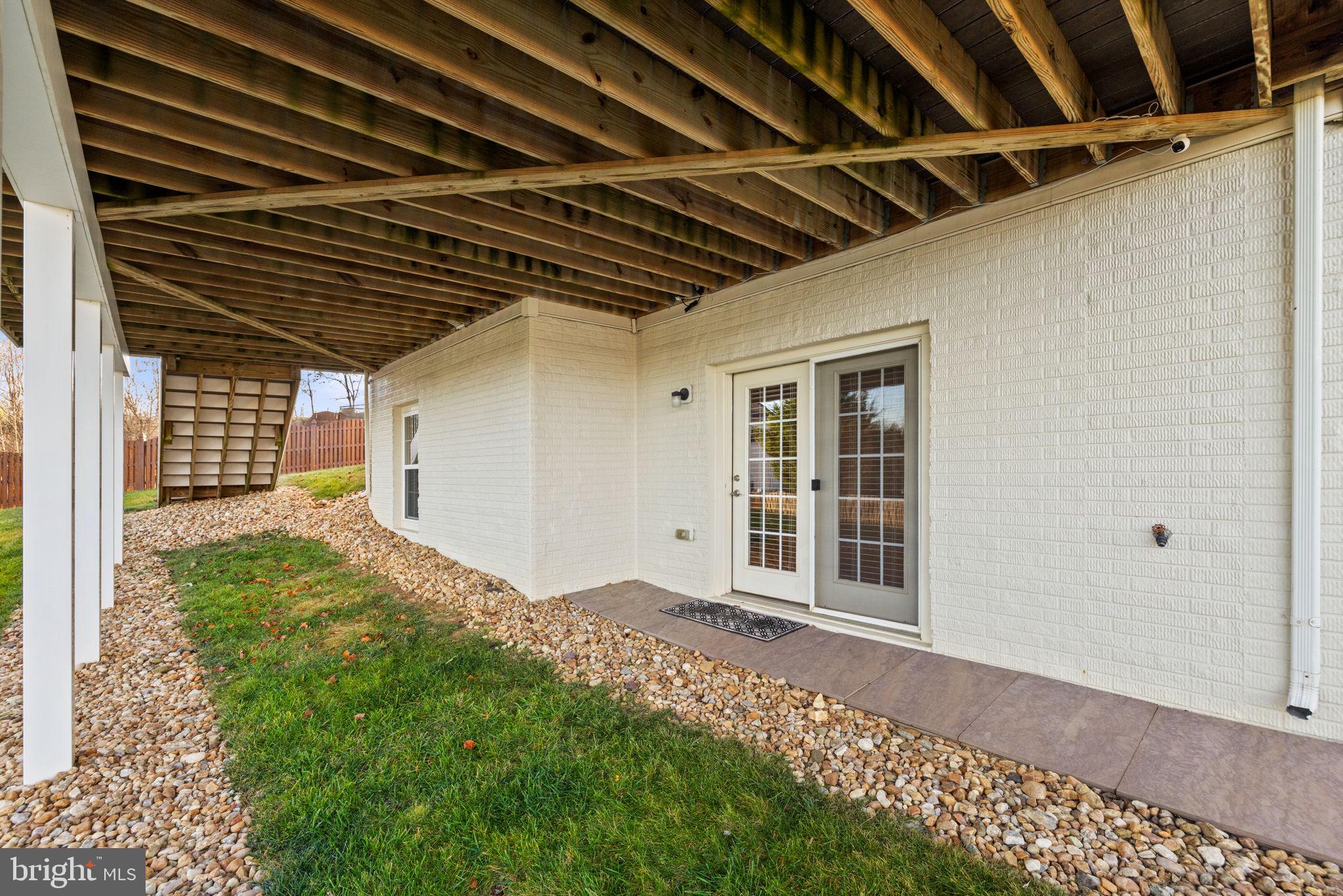 ROLLING HILLS ESTATES - Residential