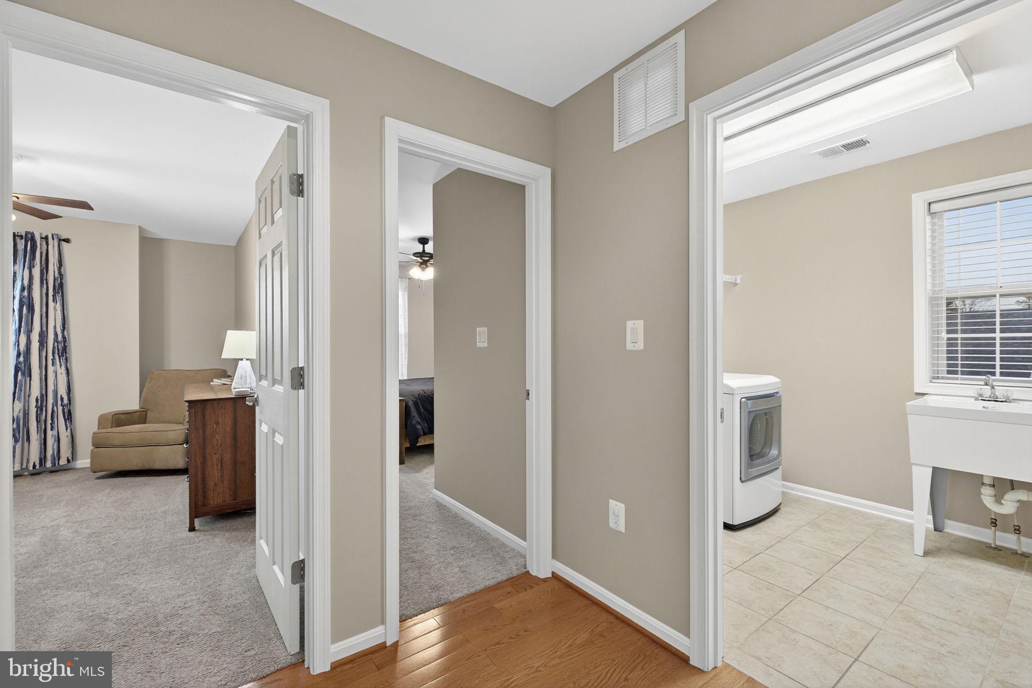 ROLLING HILLS ESTATES - Residential