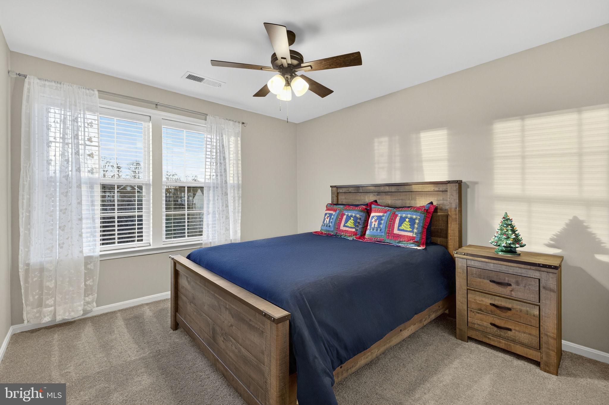 ROLLING HILLS ESTATES - Residential