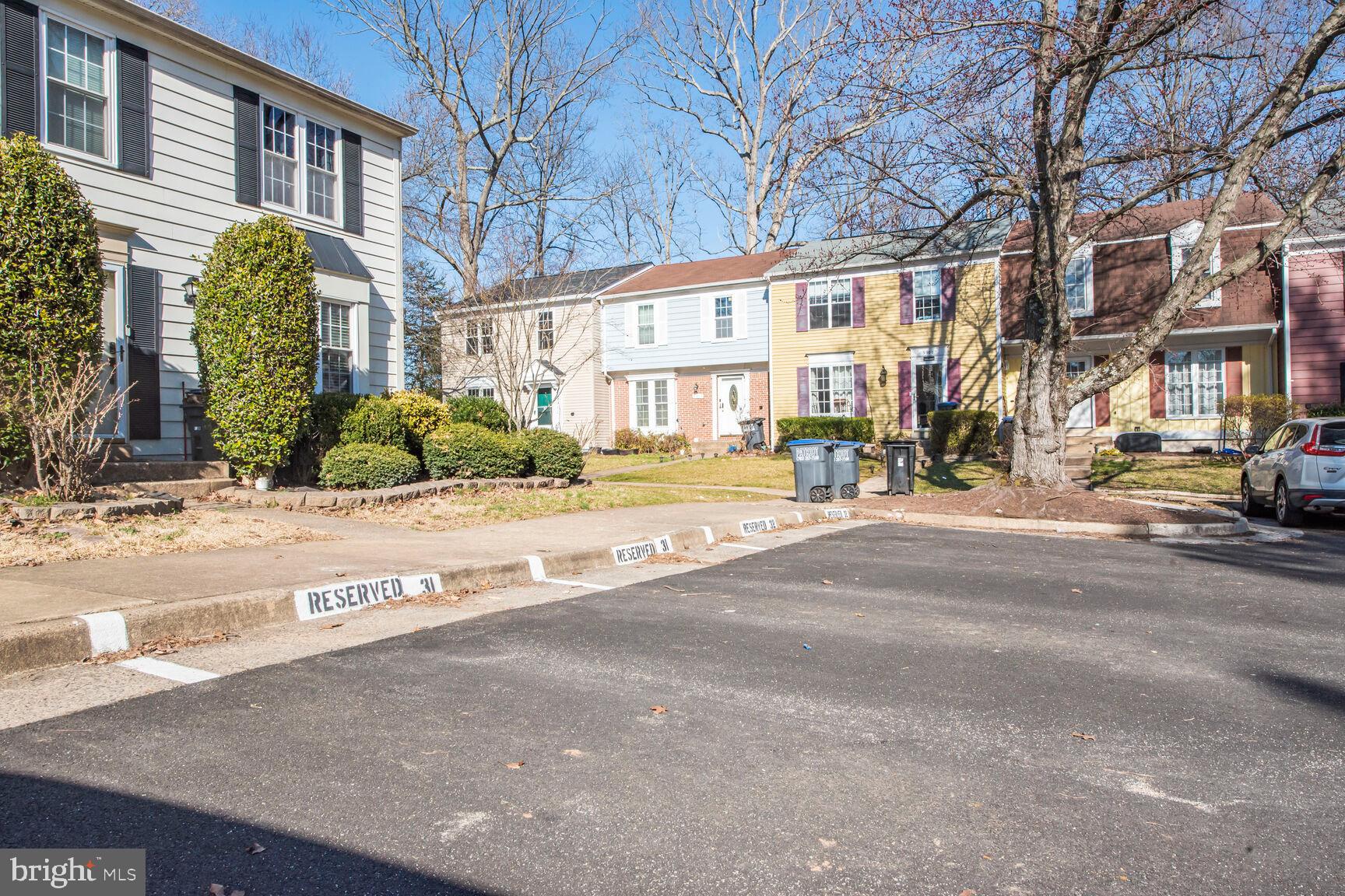 BURKE CENTRE - Residential