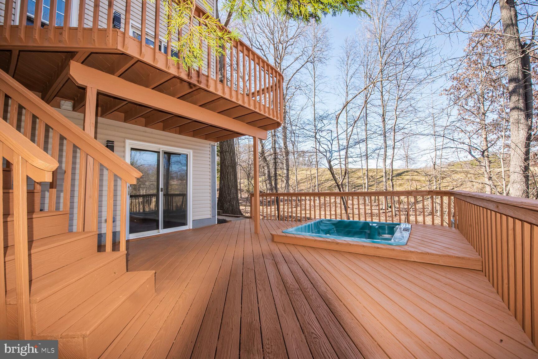 BURKE CENTRE - Residential