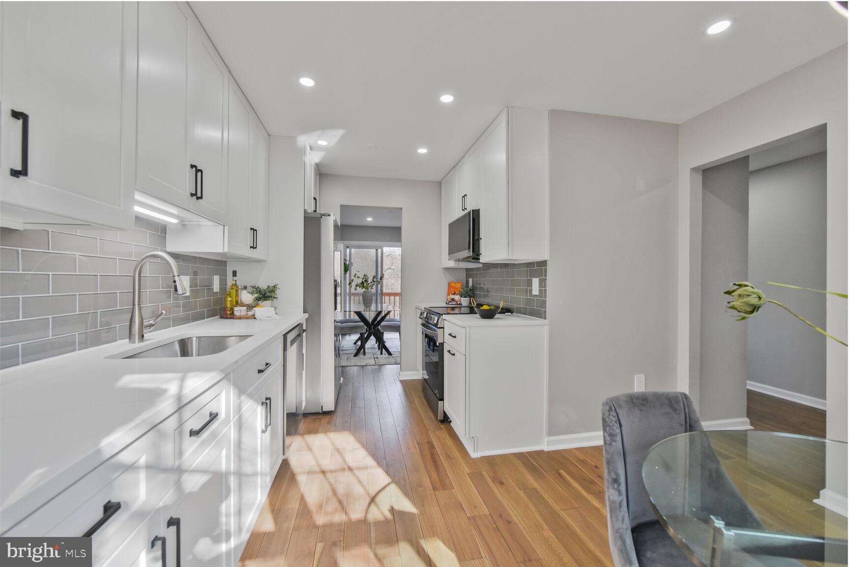 BURKE CENTRE - Residential