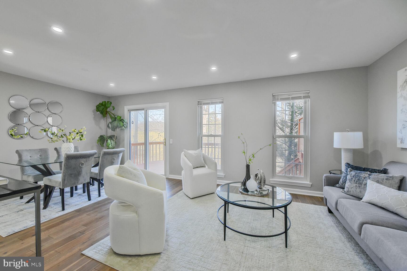 BURKE CENTRE - Residential