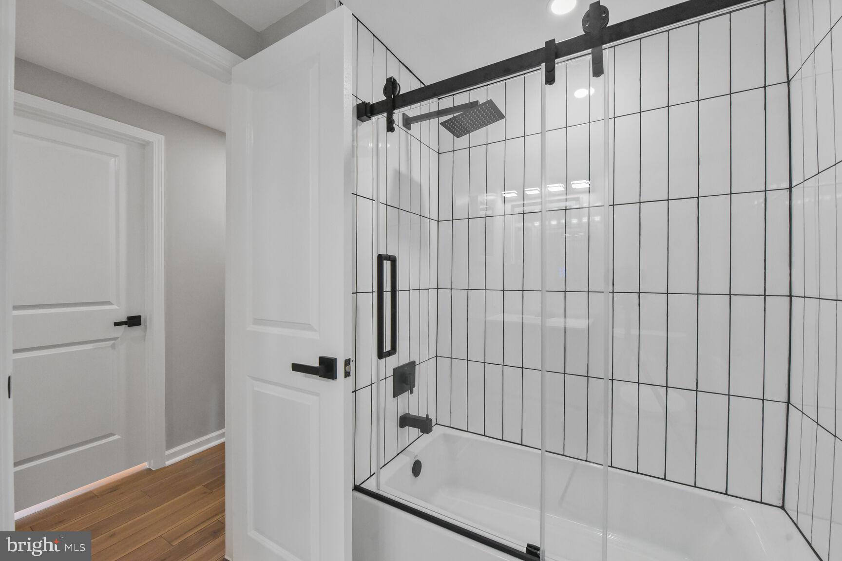 BURKE CENTRE - Residential