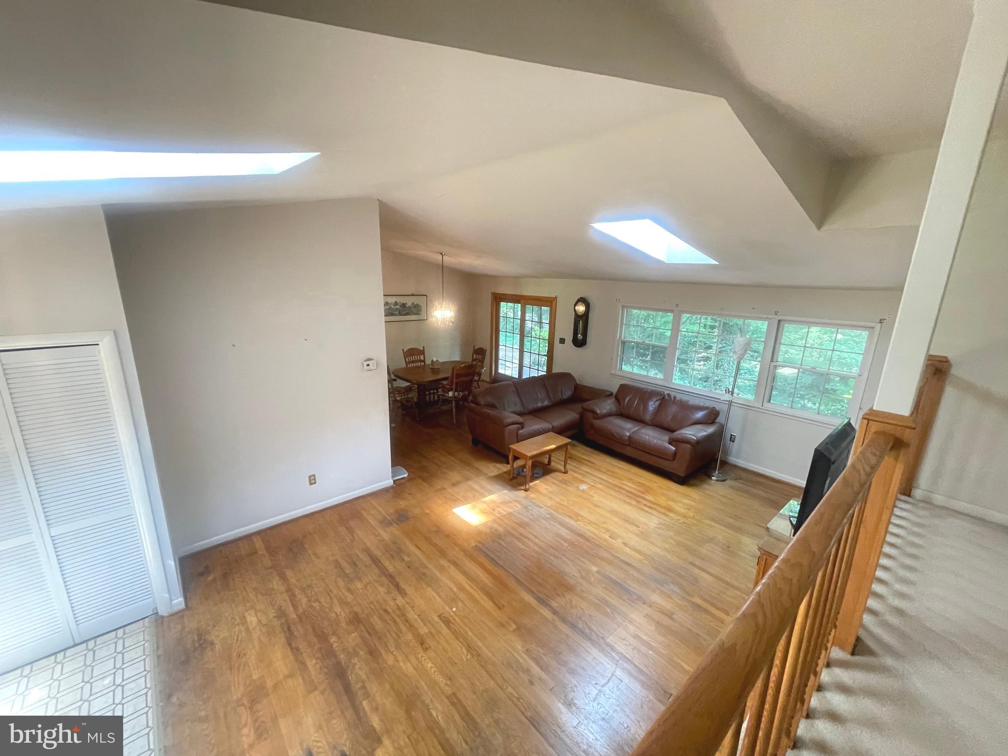 5023 DODSON DRIVE