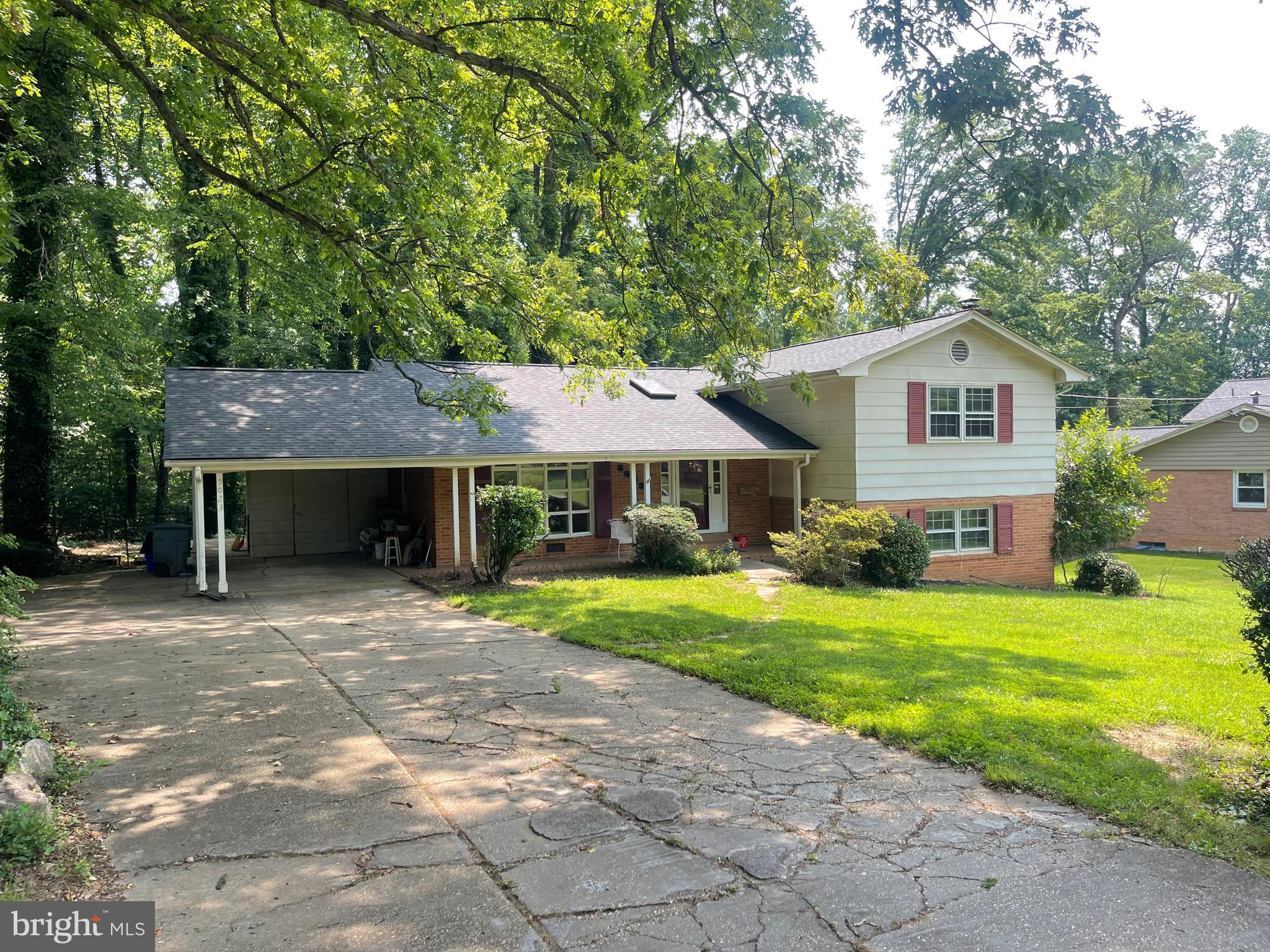 TALL OAKS - Residential