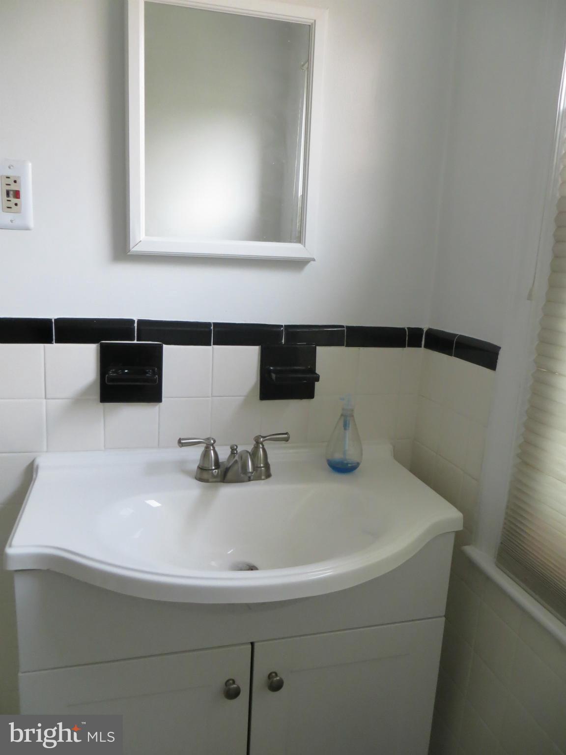 ROCK CREEK GARDENS - Residential Lease