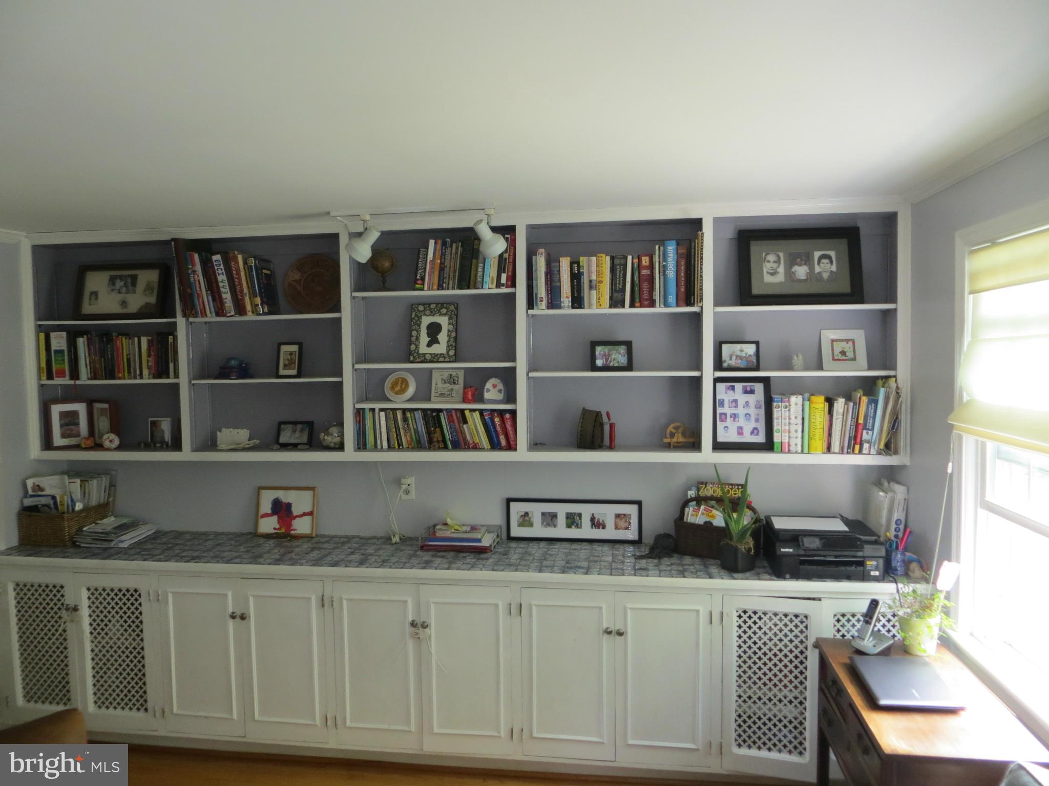 ROCK CREEK GARDENS - Residential Lease