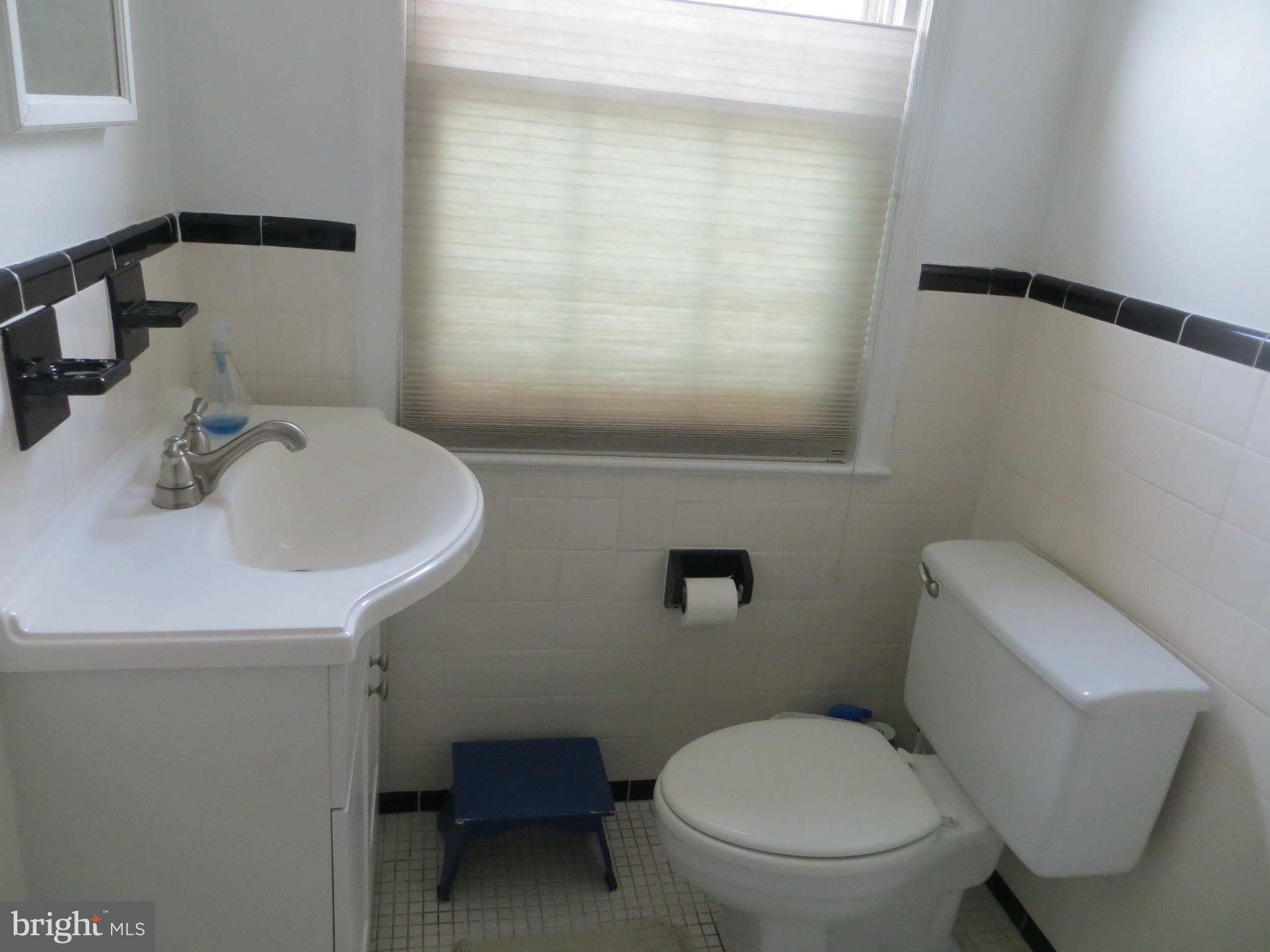 ROCK CREEK GARDENS - Residential Lease