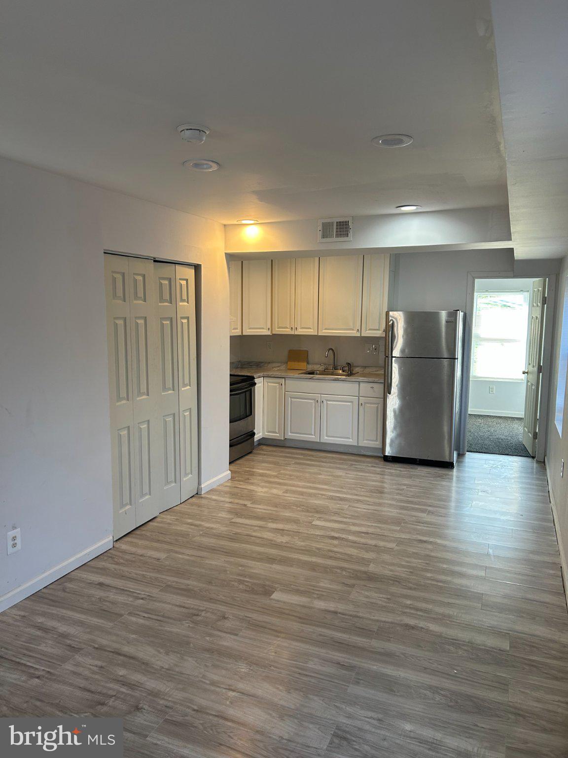 CHERRY HILL - Residential