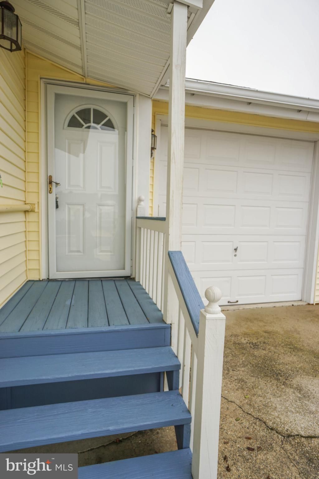 Photo of 17 Hunter Drive, LITTLE EGG HARBOR TWP, NJ 08087 (MLS # NJOC2040664)