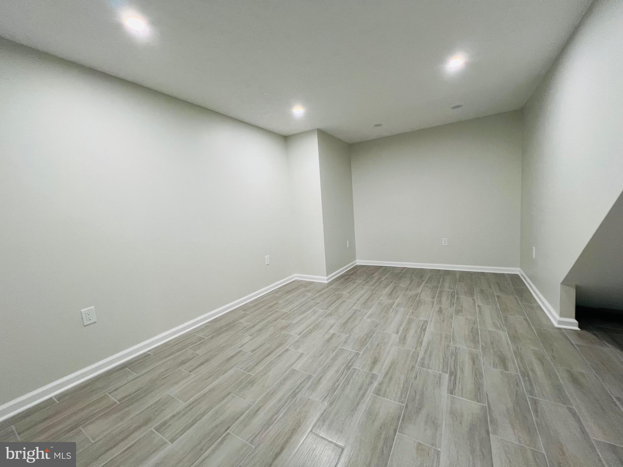 TANTALLON NORTH - Residential Lease