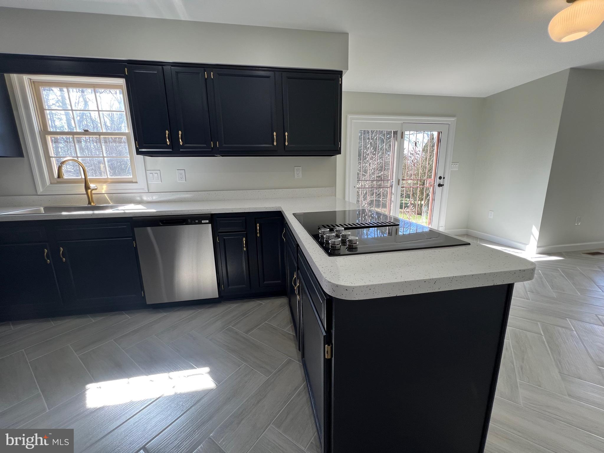 TANTALLON NORTH - Residential Lease