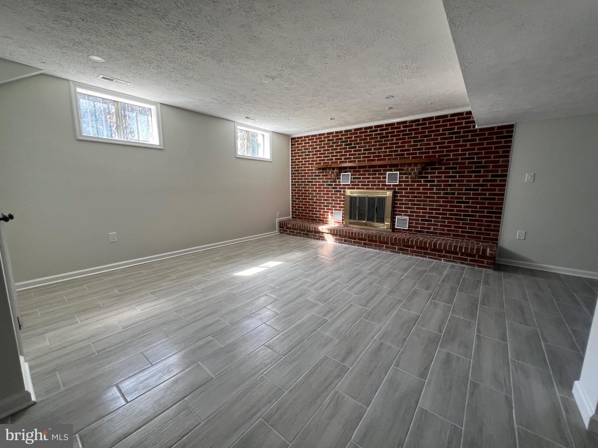 TANTALLON NORTH - Residential Lease