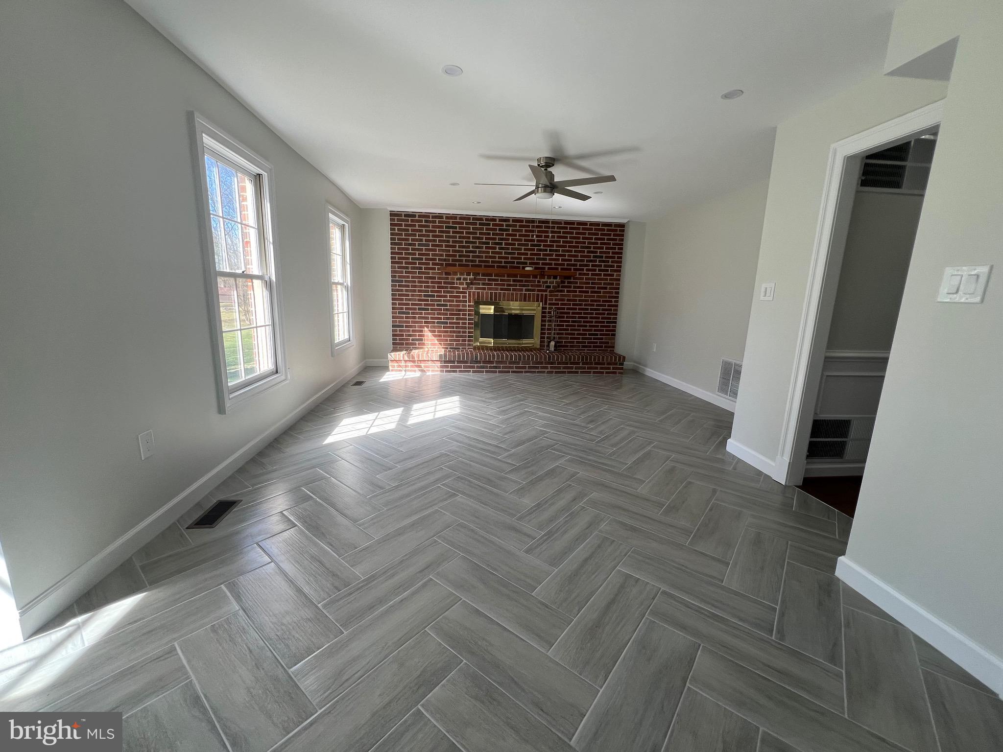 TANTALLON NORTH - Residential Lease