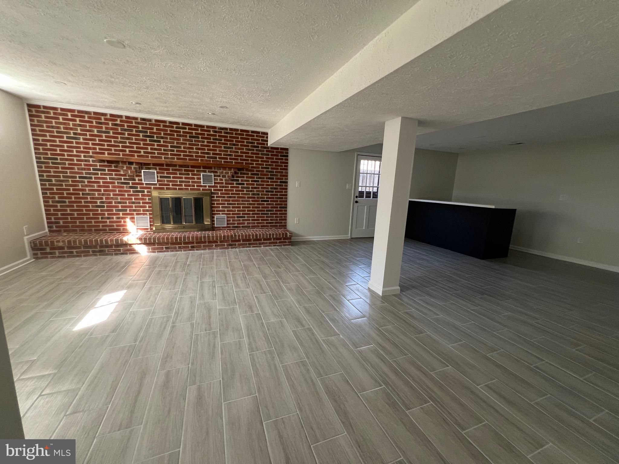 TANTALLON NORTH - Residential Lease