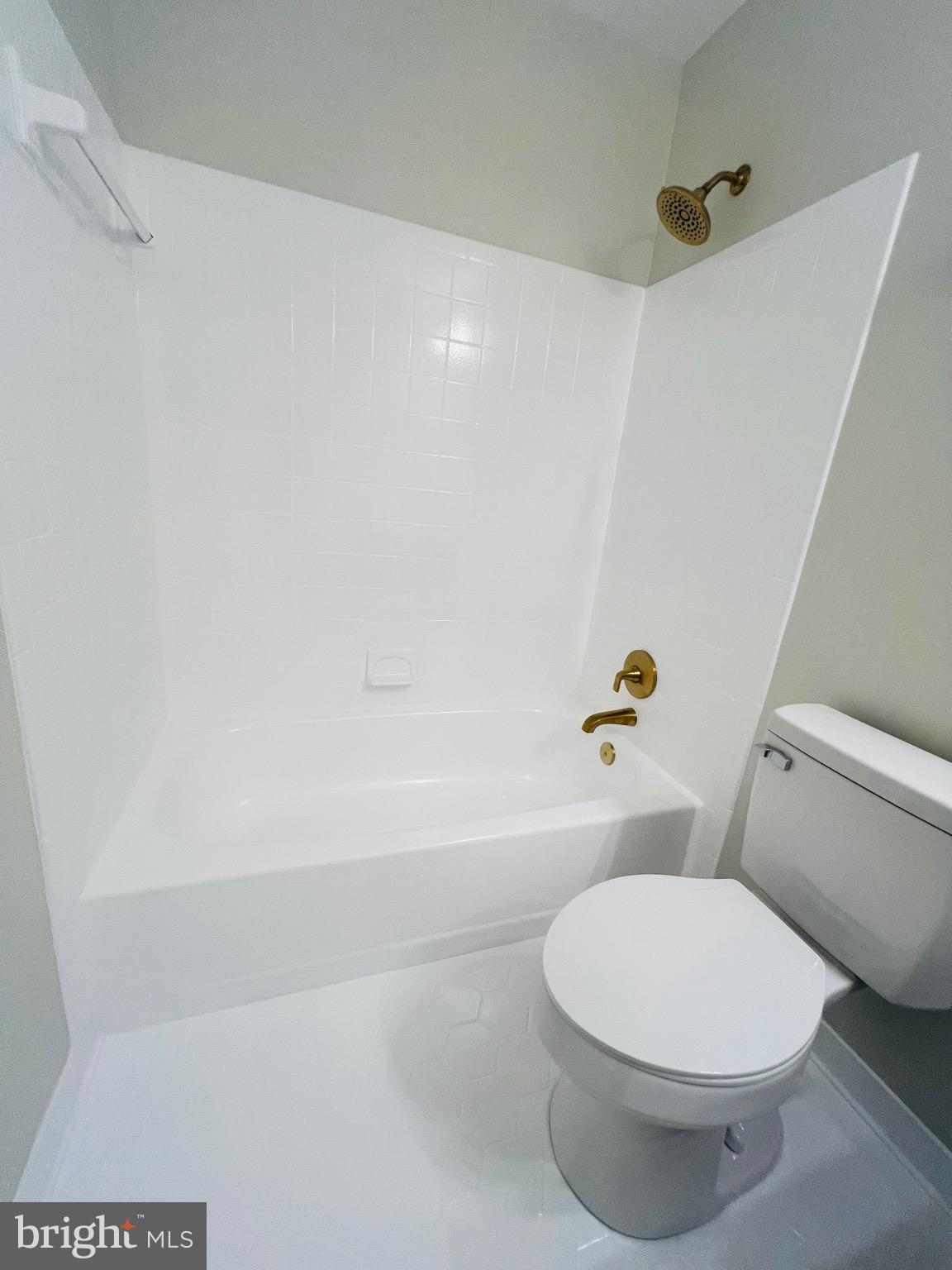 TANTALLON NORTH - Residential Lease