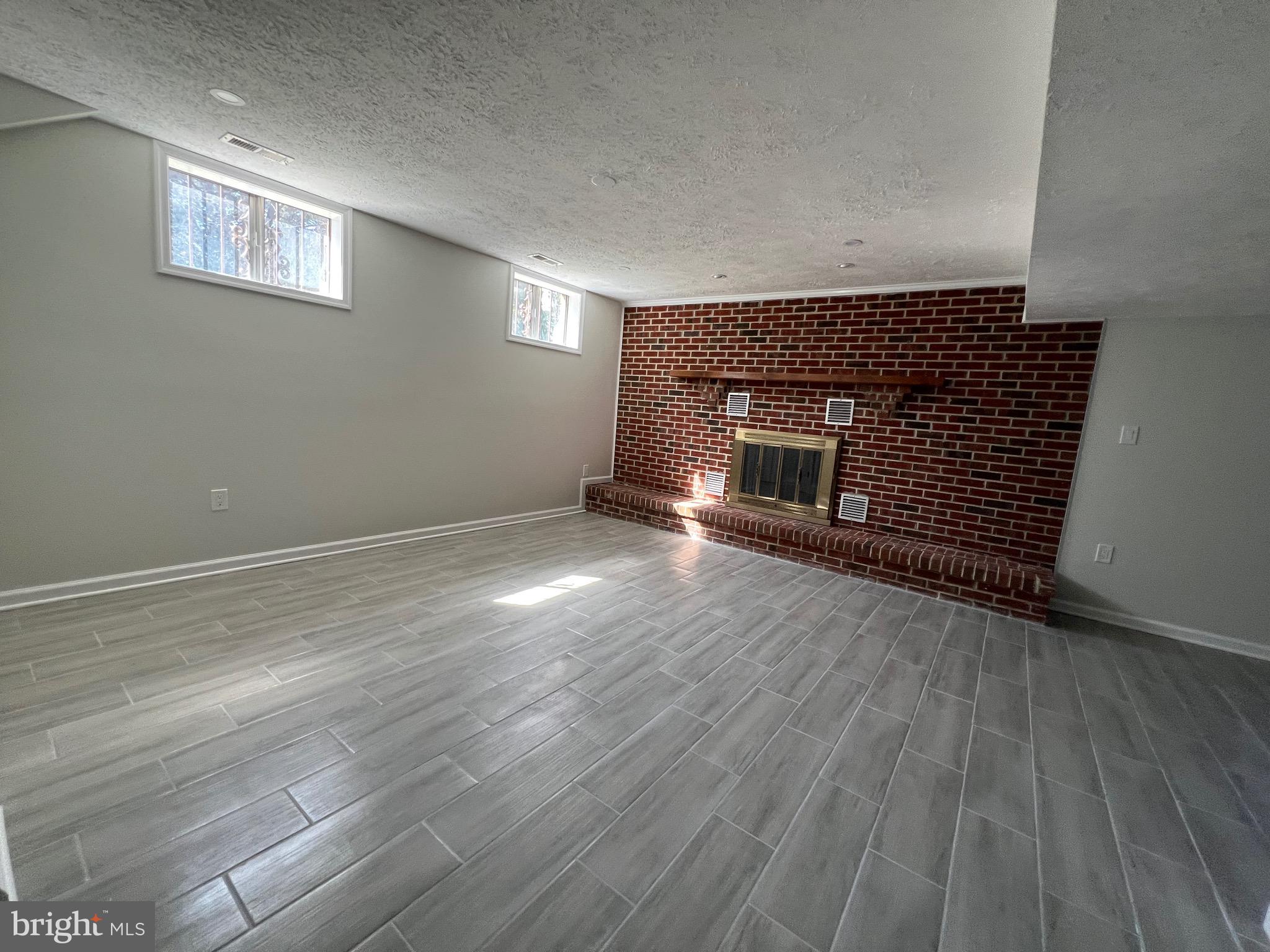 TANTALLON NORTH - Residential Lease