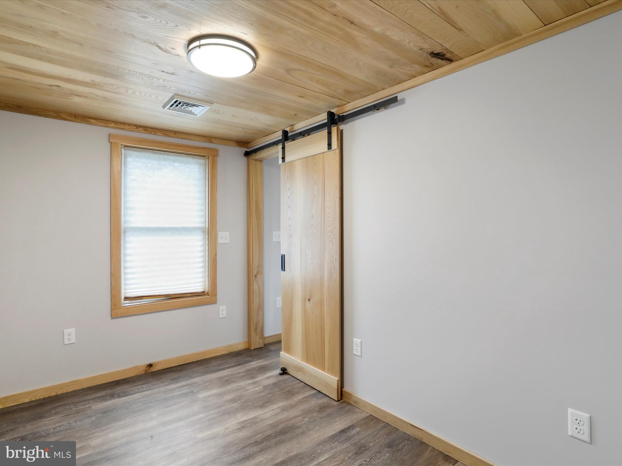 SPRINGFIELD - Residential