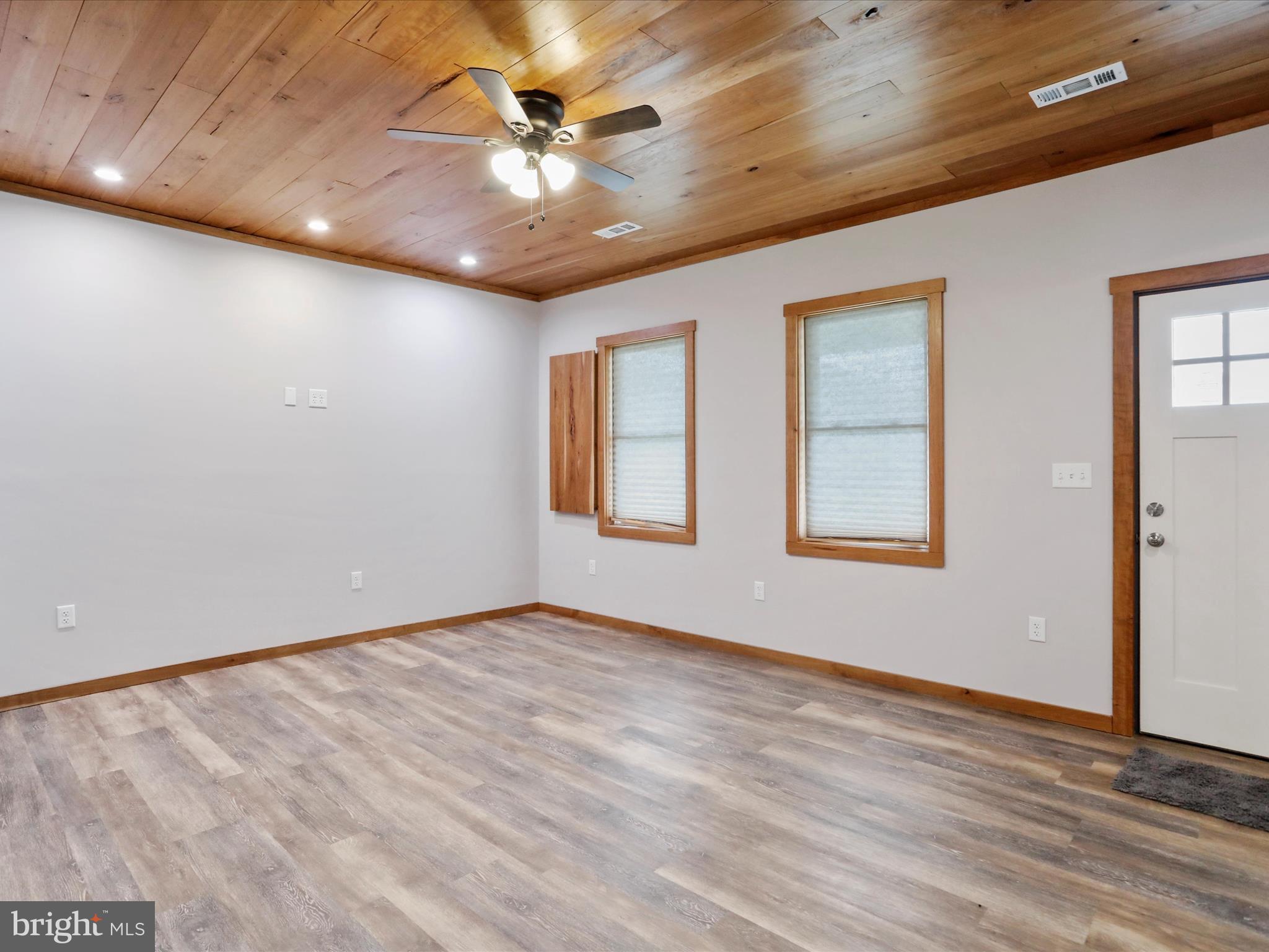 SPRINGFIELD - Residential