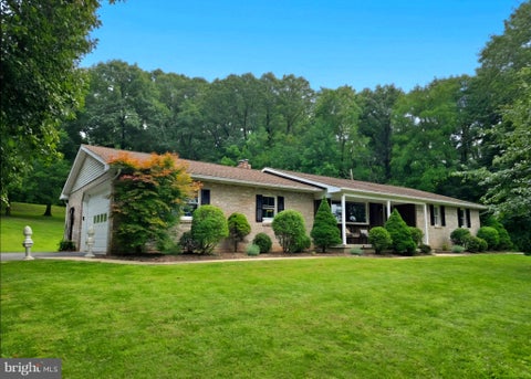 Photo of 32 Weavers Road, FLEETWOOD, PA 19522 (MLS # PABK2077978)