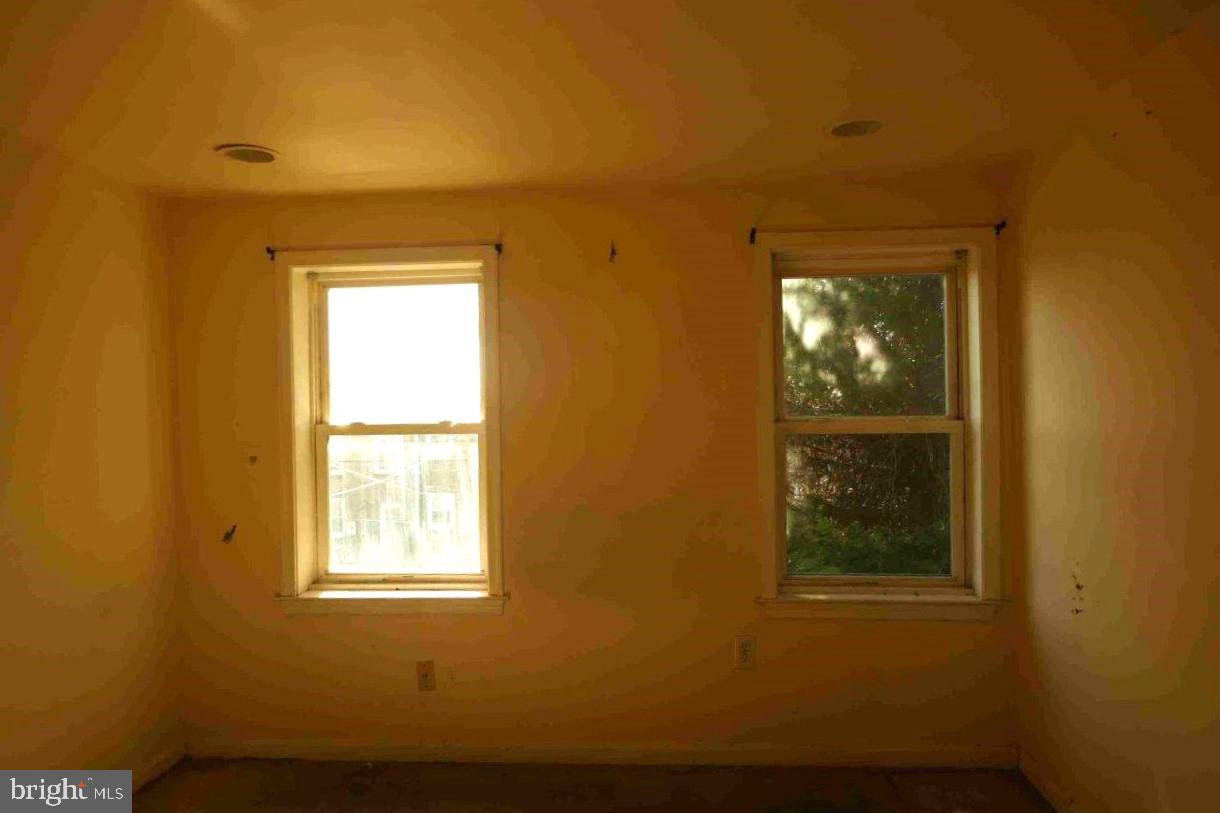 WASHINGTON VILLAGE - Residential